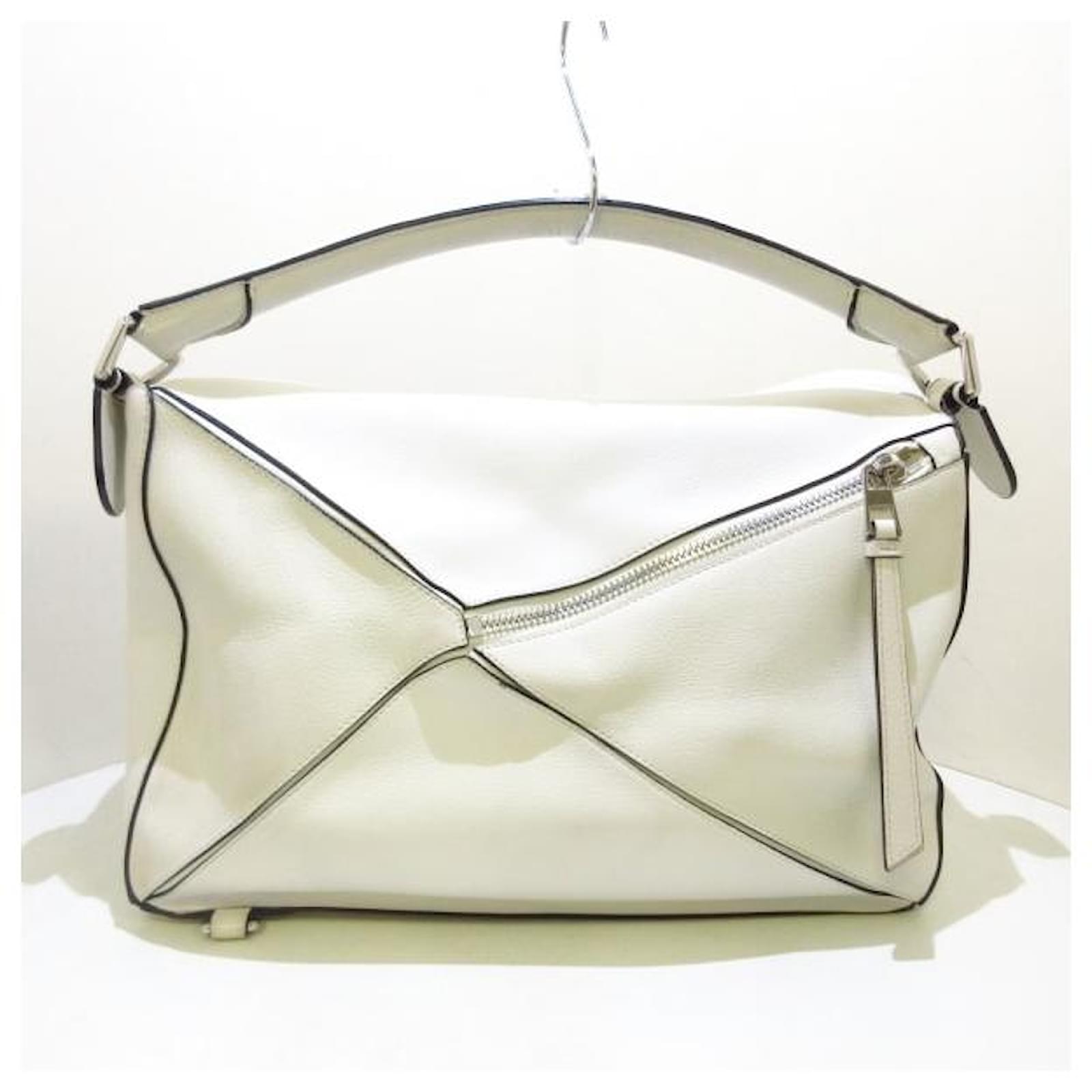 Loewe Puzzle Bag Large White Cream Leather ref.811881 - Joli Closet