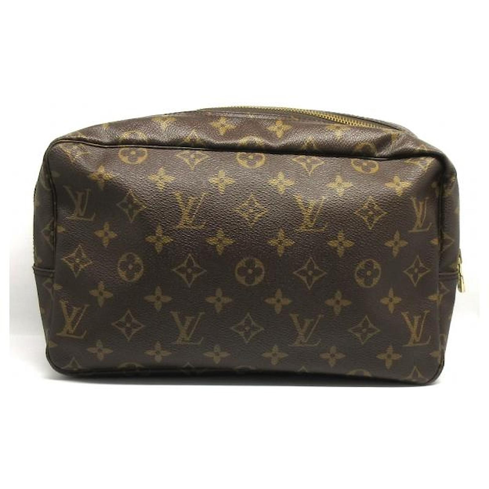 Louis Vuitton Trousse Toilette 28 Cloth ref.812939 - Joli Closet