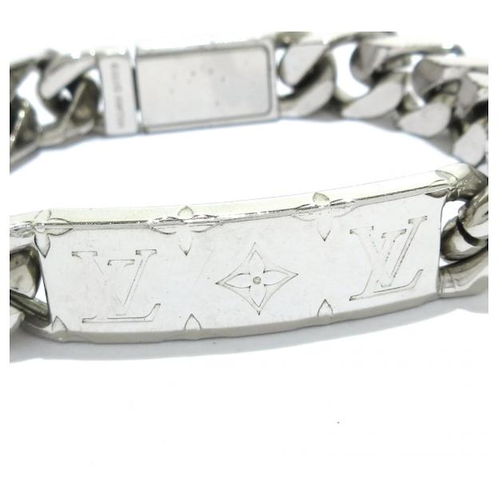 Other jewelry Louis Vuitton Chain Bracelet Monogram Silvery ref.813413 -  Joli Closet