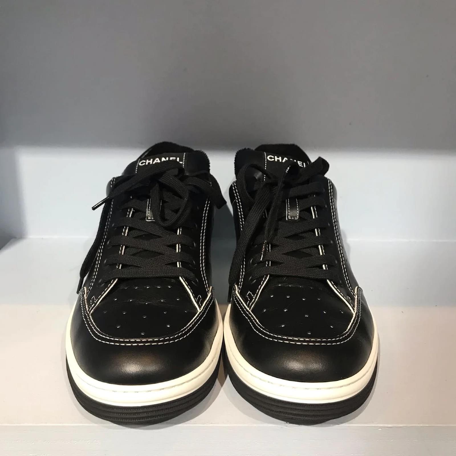 Sneakers Chanel Chanel Trainers T.eu 45 Leather Size 45 EU