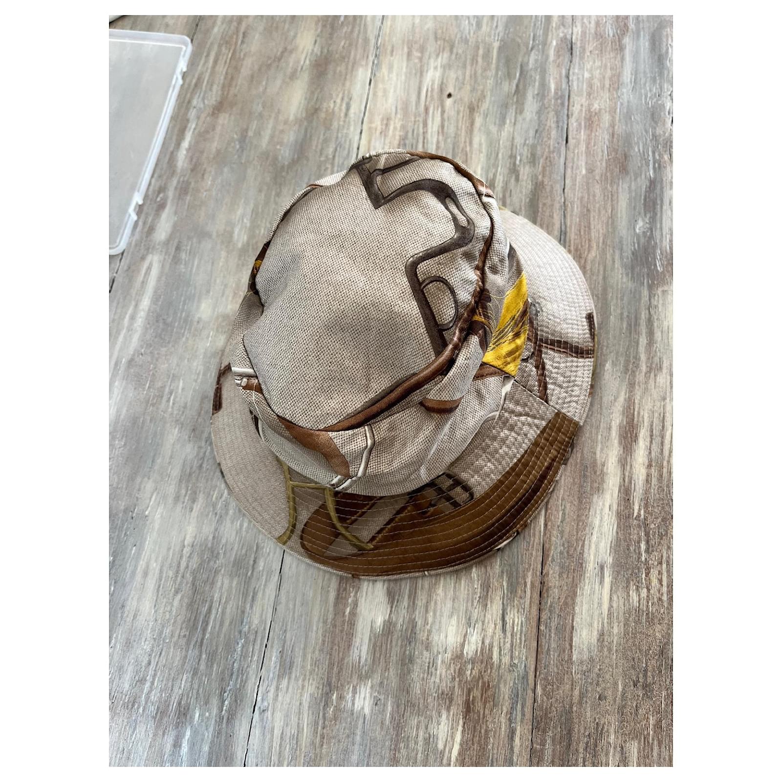 Diamond Quilted Bucket Hat HL3834