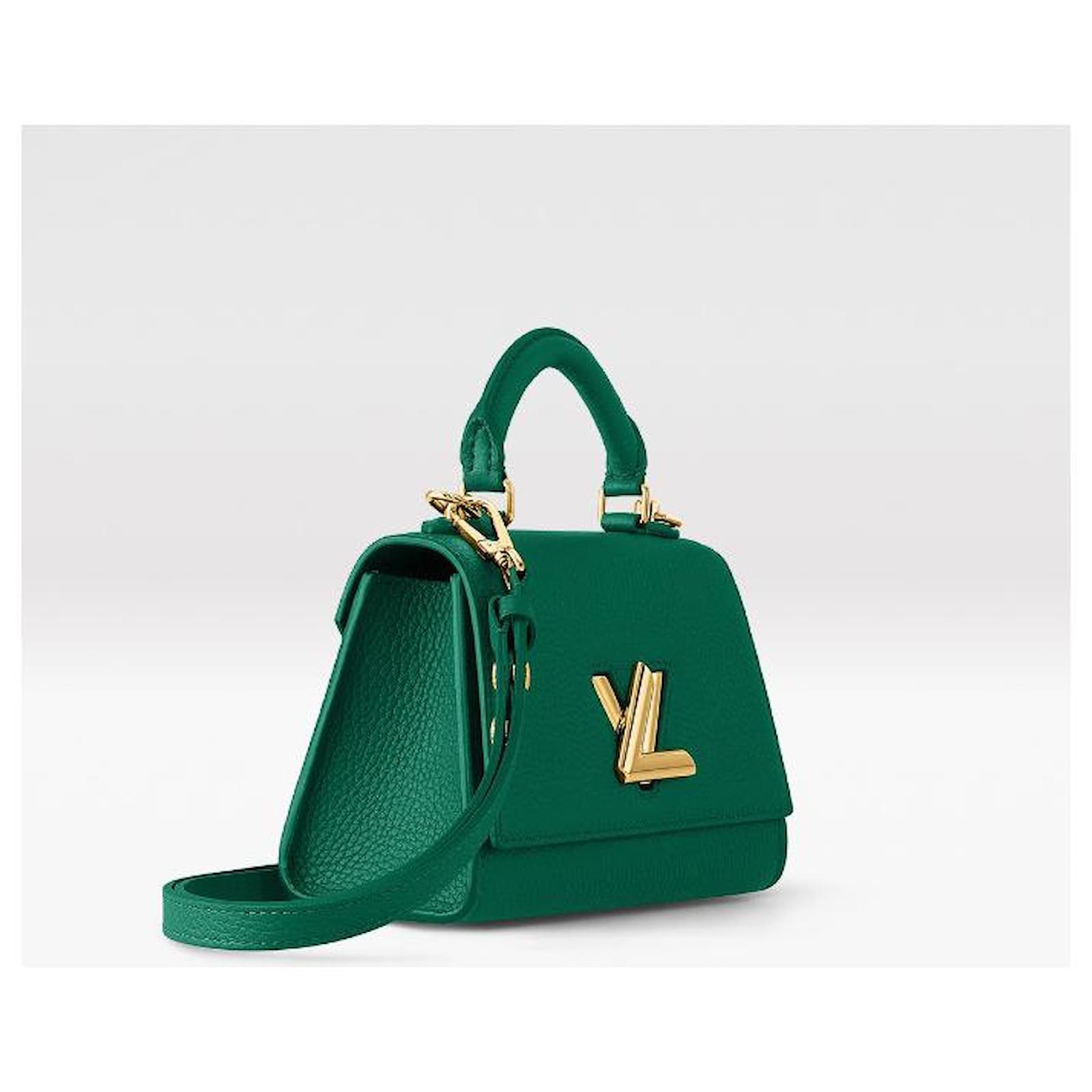 Louis Vuitton LV Twist One Handle BB Bag Green Leather ref.824914 - Joli  Closet