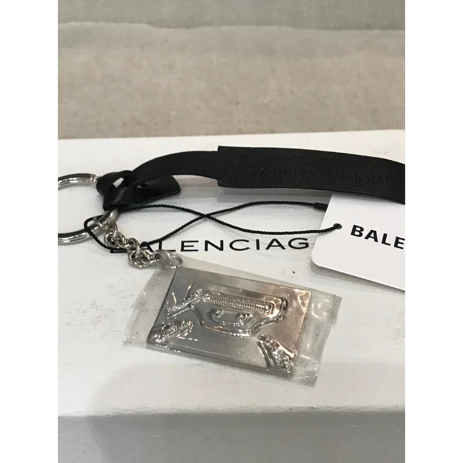 BALENCIAGA シルバー バッグチャーム BALENCIAGA シルバー バッグチャーム