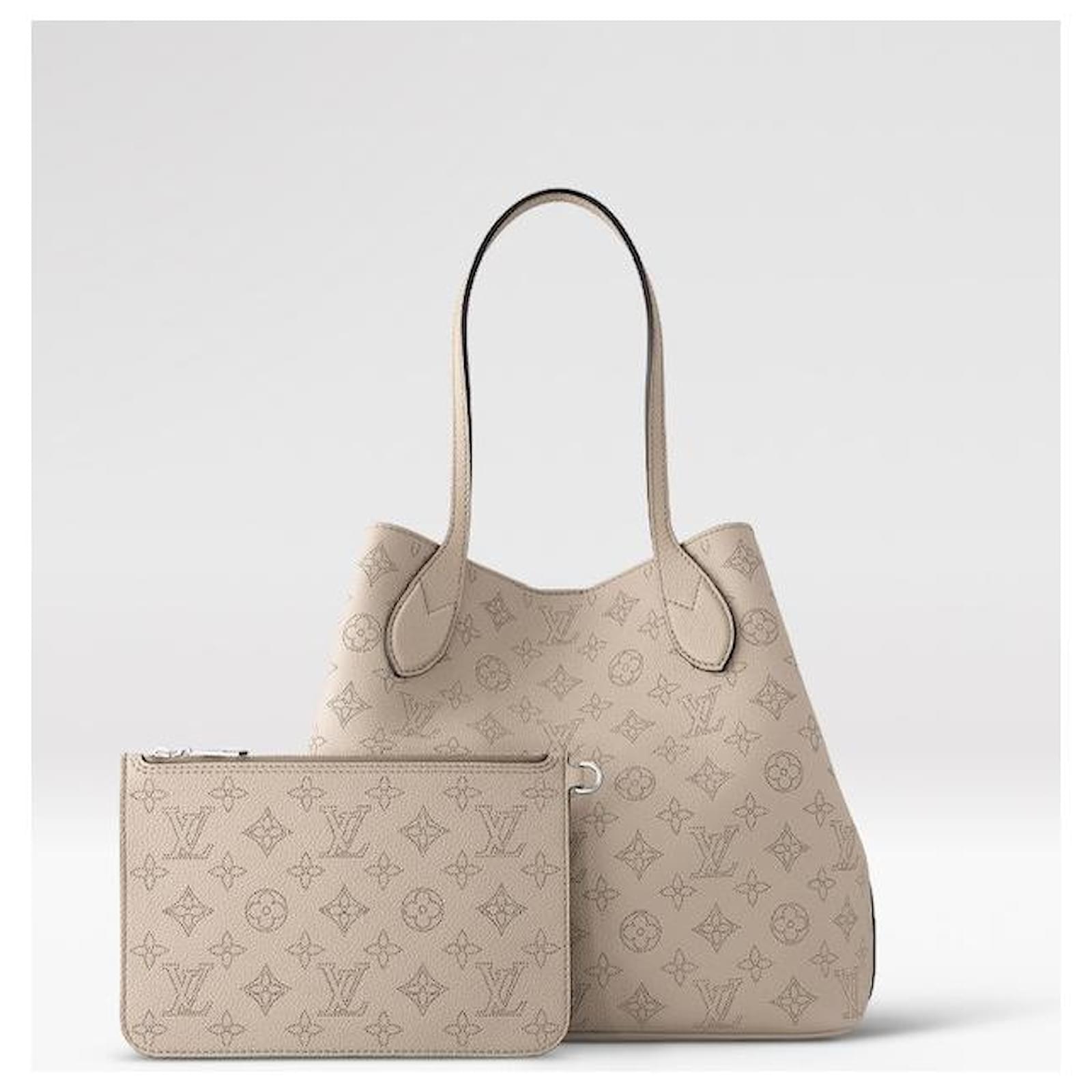 Louis Vuitton Twist Monogram Blossom Bag