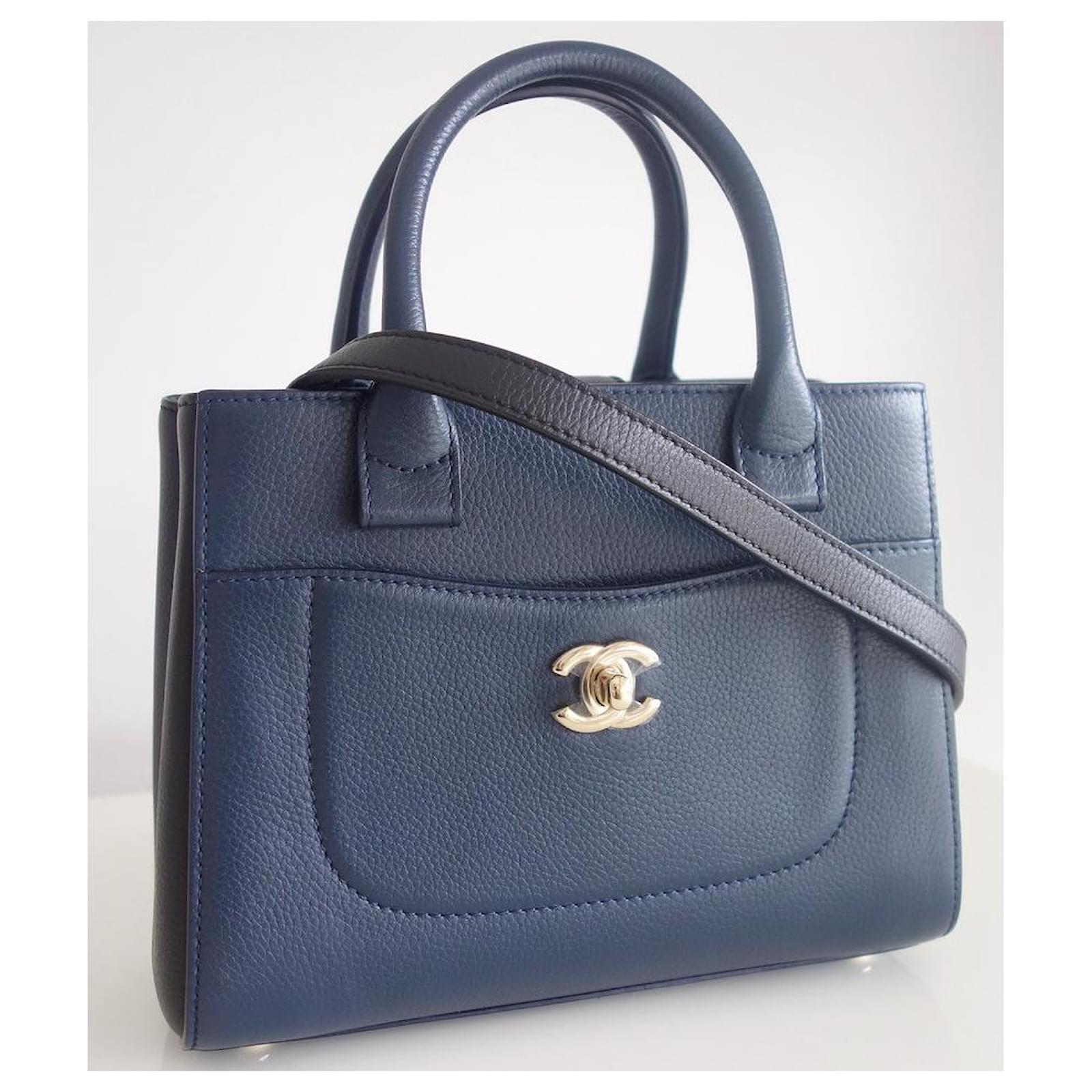 Handbags Chanel Neo Executive Chanel Two-Tone Bag