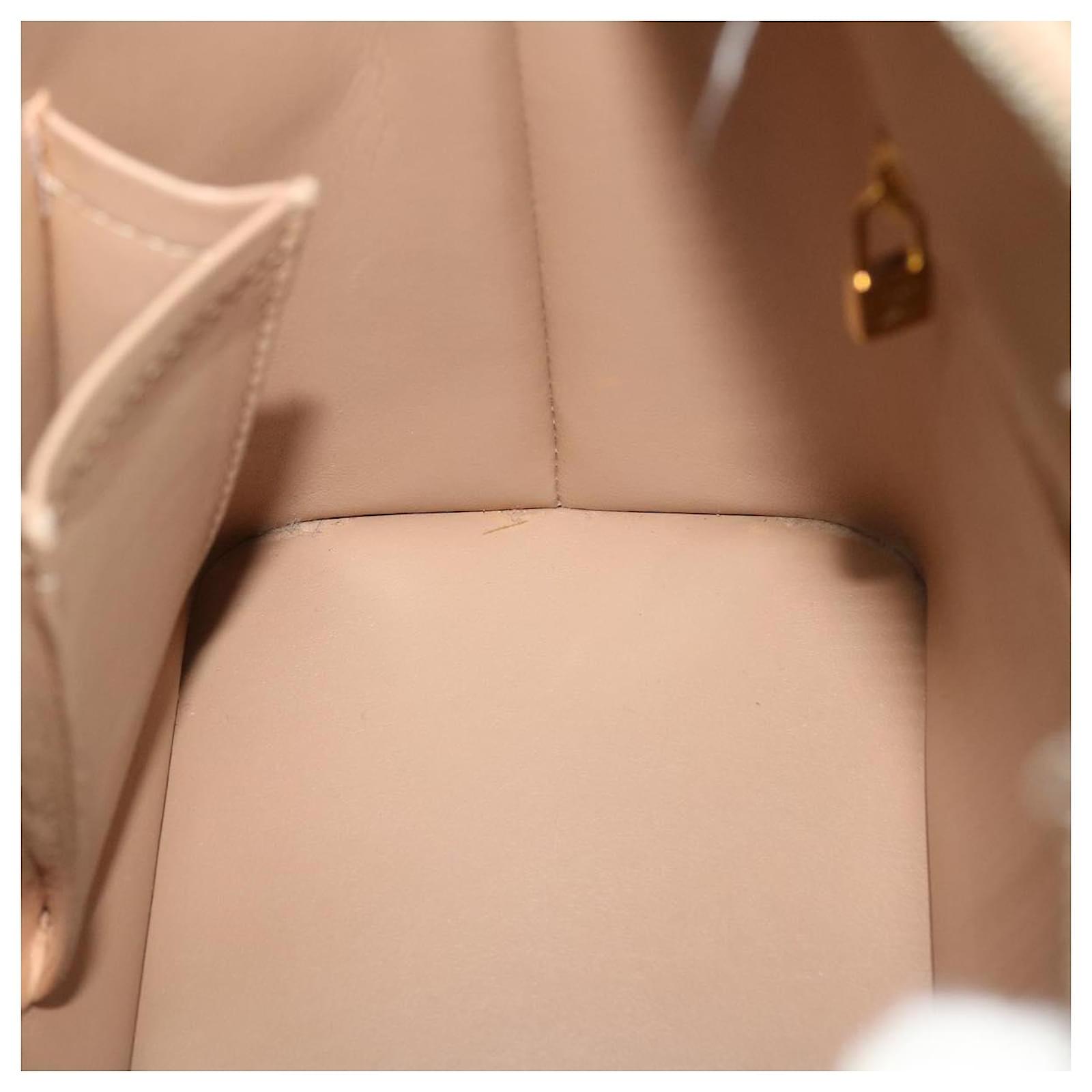 LOUIS VUITTON Vernis Houston Hand Bag Marshmallow Pink M91302 LV Auth  pt2994 Patent leather ref.605586 - Joli Closet