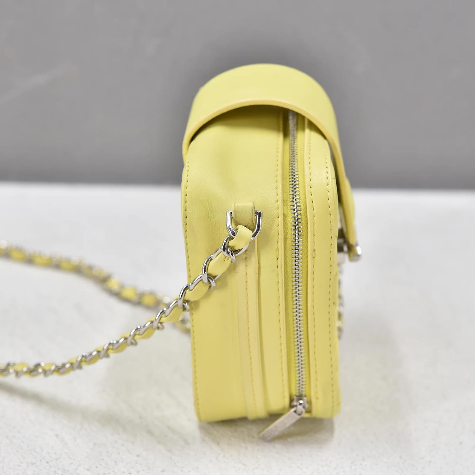 Chanel Diamond Quilted Metallic Gold Lambskin CC Camera Bag