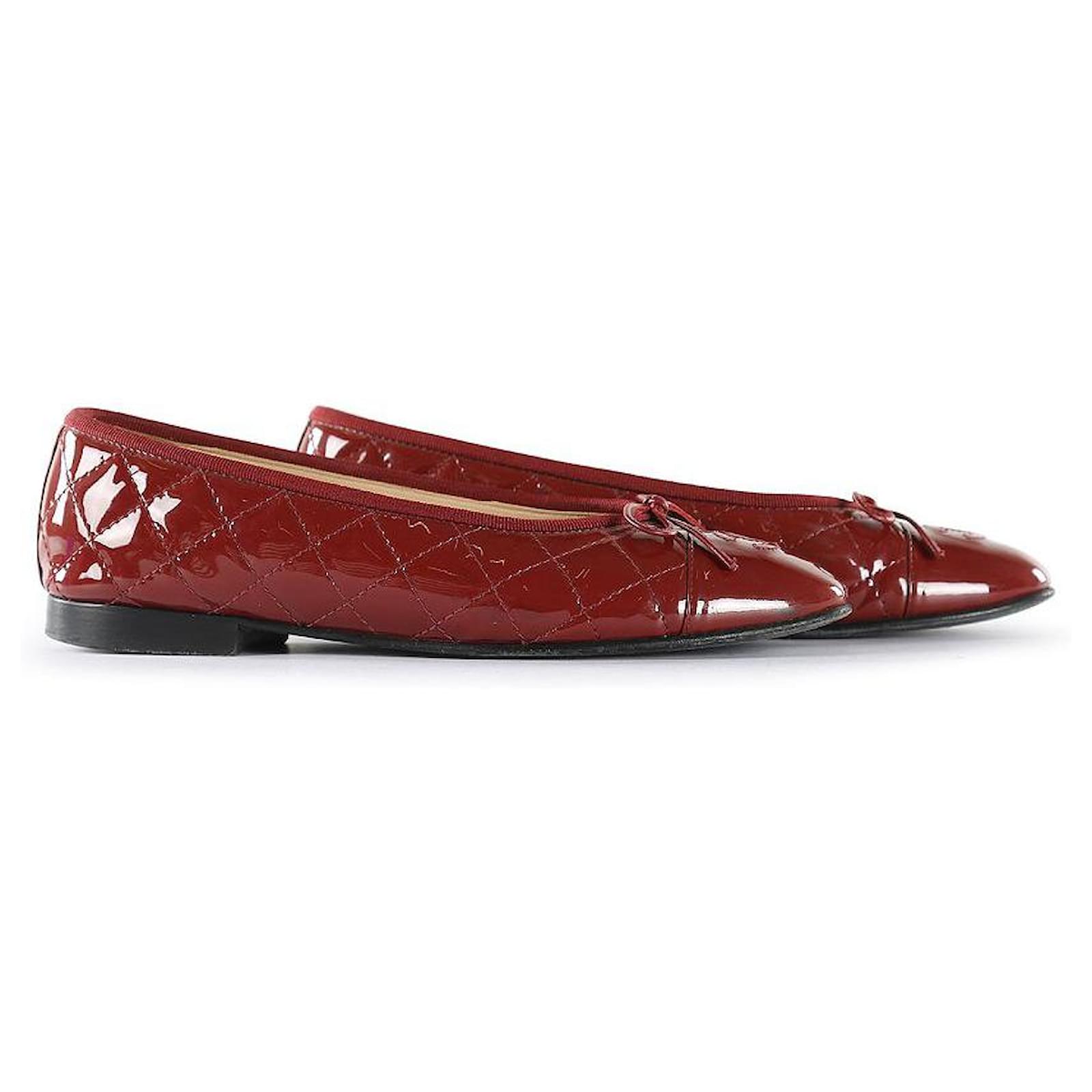 Chanel Burgundy Quilted Patent Leather CC Bow Ballet Flats Red