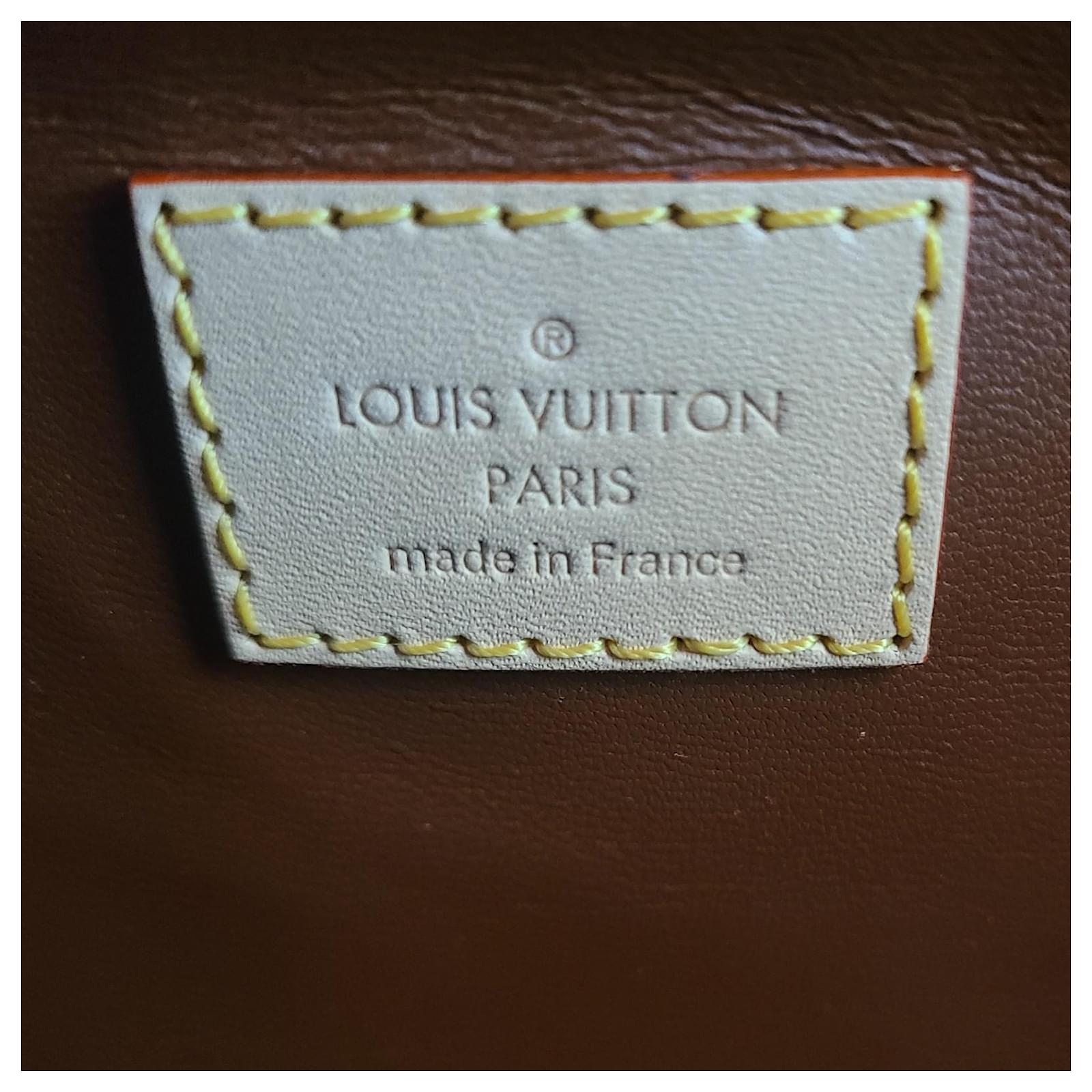 Louis Vuitton Dopp Kit Toilet Pouch Brown ref.840563 - Joli Closet
