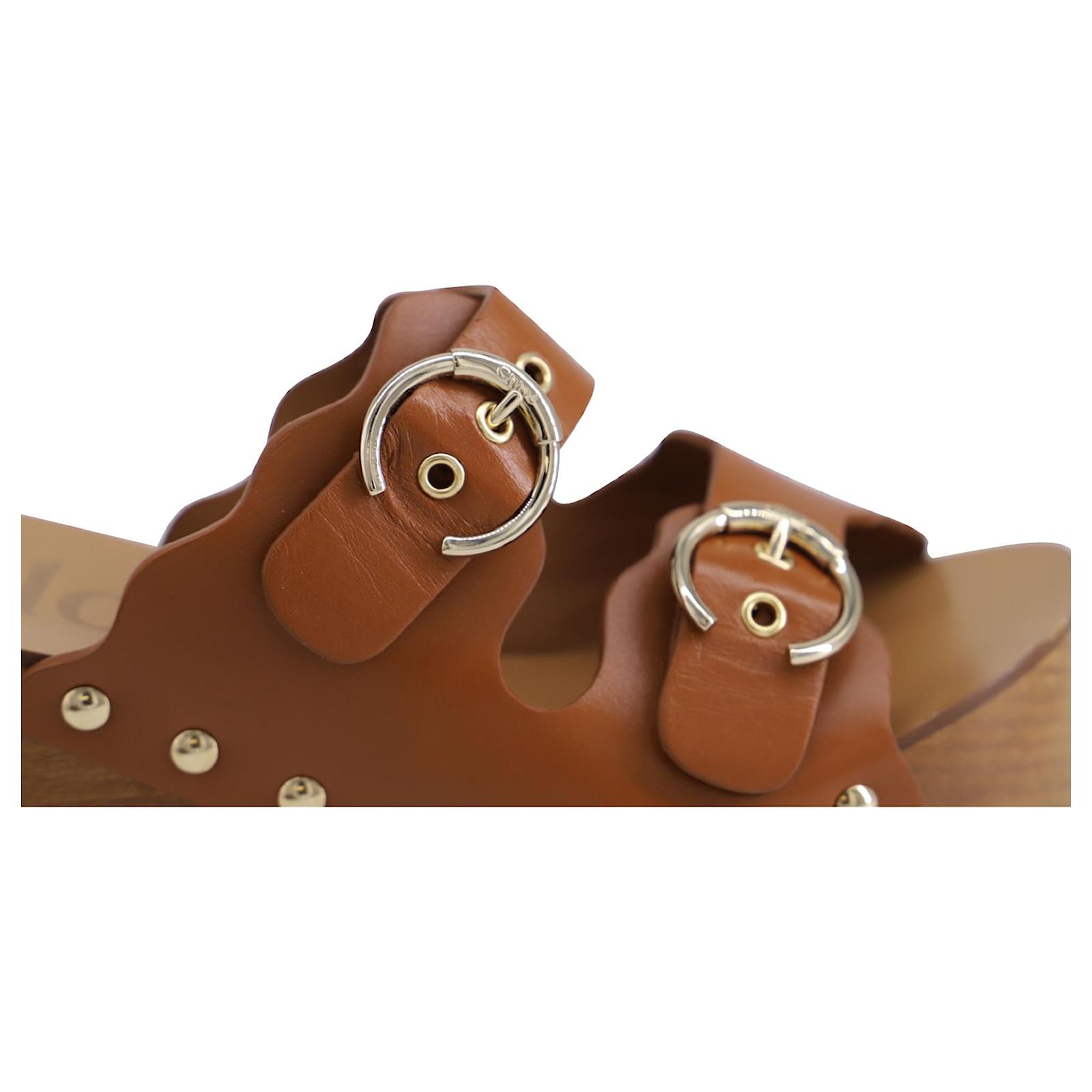 Chloé Ingrid Clogs in Brown Leather Red ref.846512 - Joli Closet