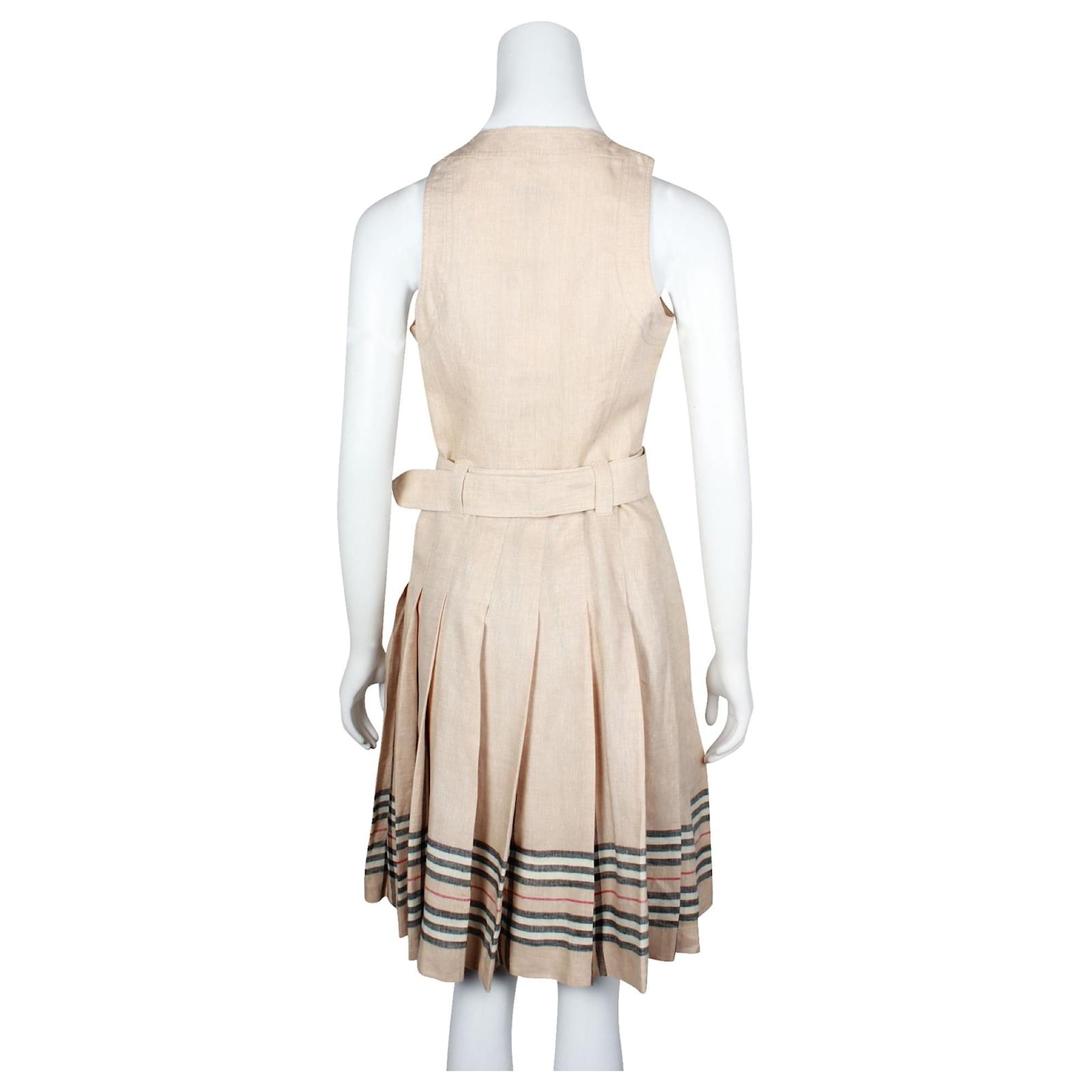 Robe de tennis plissée - France