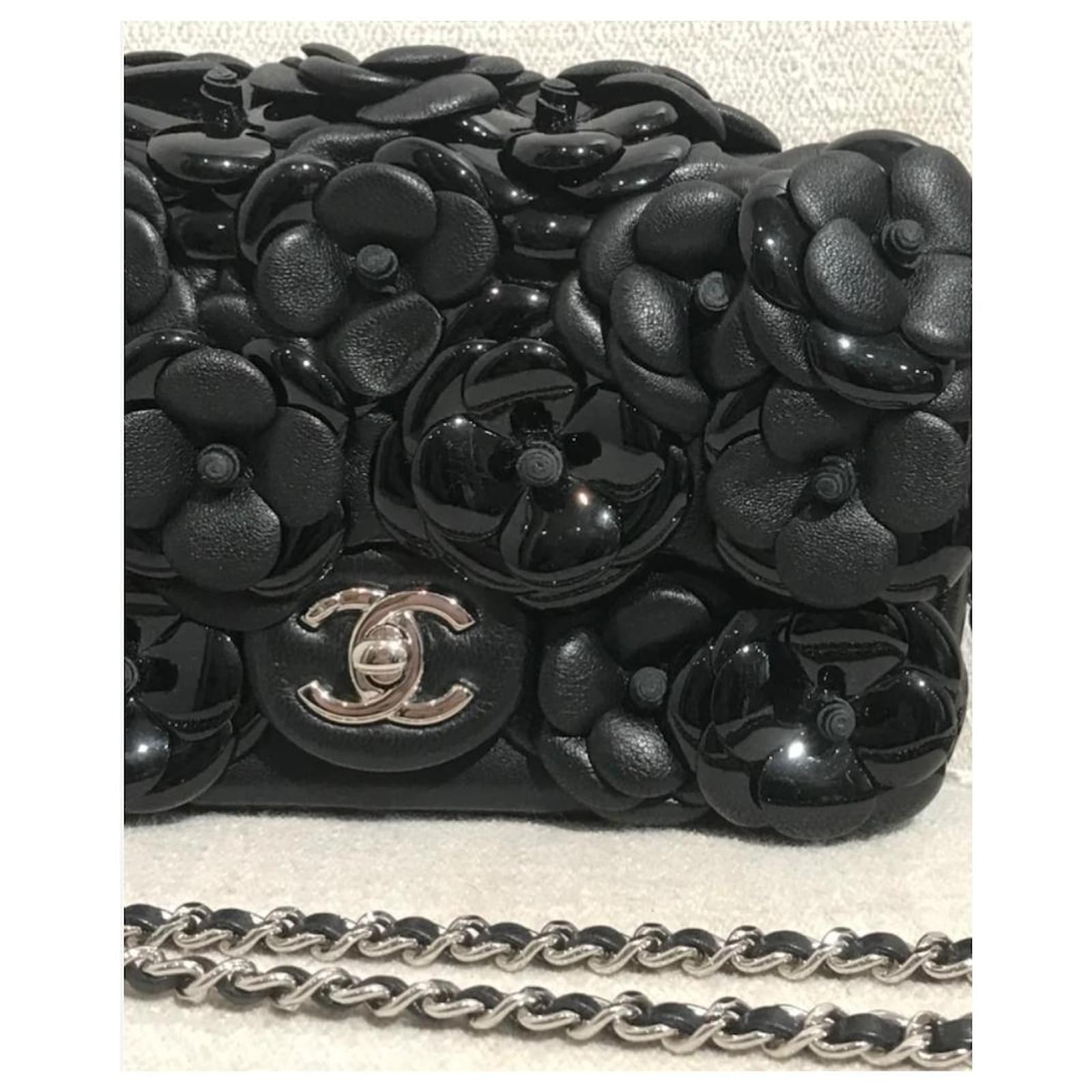Chanel Timeless Mini Camellia Bag Black Leather ref.JC848224 (Sold