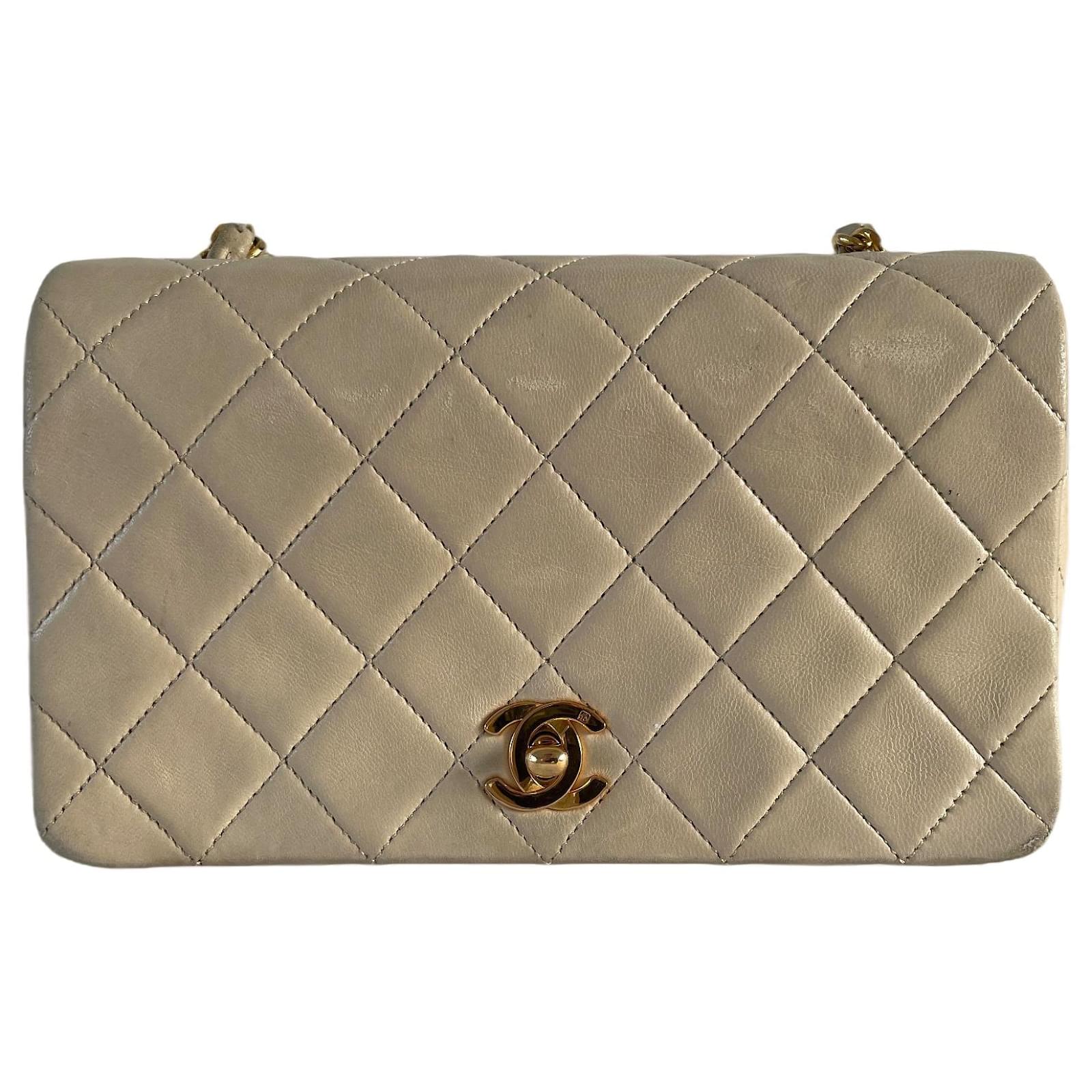 Timeless Chanel single flap full flap 17 beige crossbody vintage Leather  Cloth ref.850281 - Joli Closet