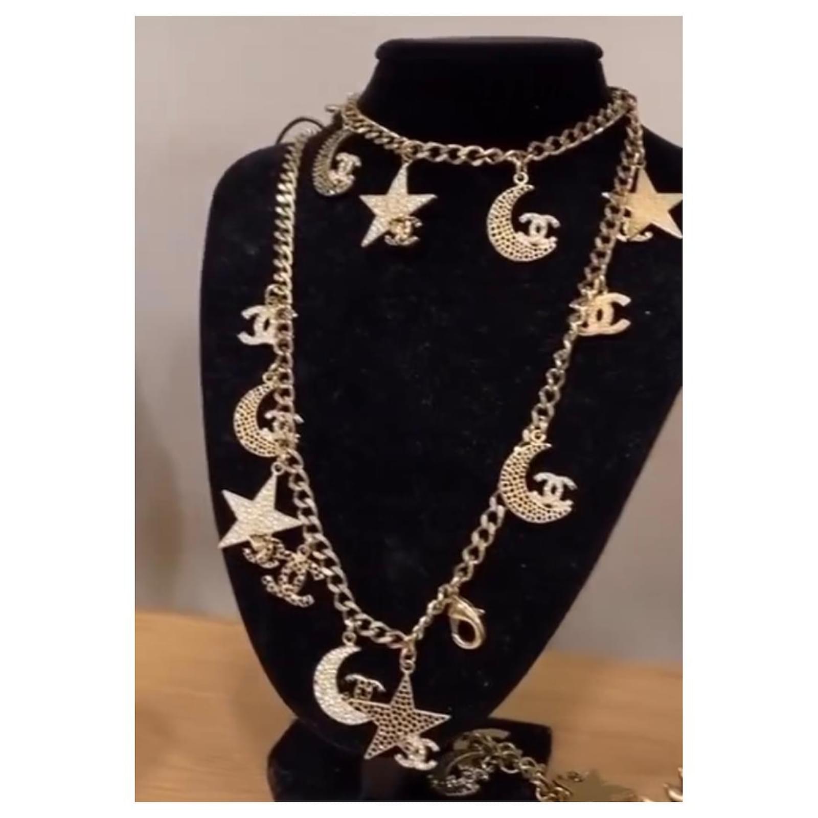 [Chanel] Chanel 08P COCO Mark Emblem Chain Tweed Jacket P33184 Navy Red 36 [Used] [Authenticated and Guaranteed Authentic] 208370
