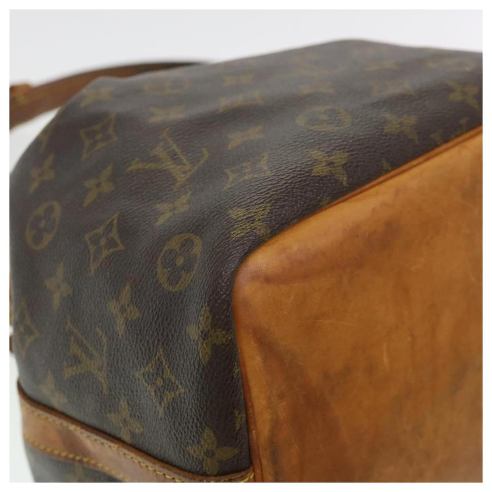 LOUIS VUITTON Monogram Petit Noe Shoulder Bag M42226 LV Auth rd4431 Cloth  ref.854610 - Joli Closet