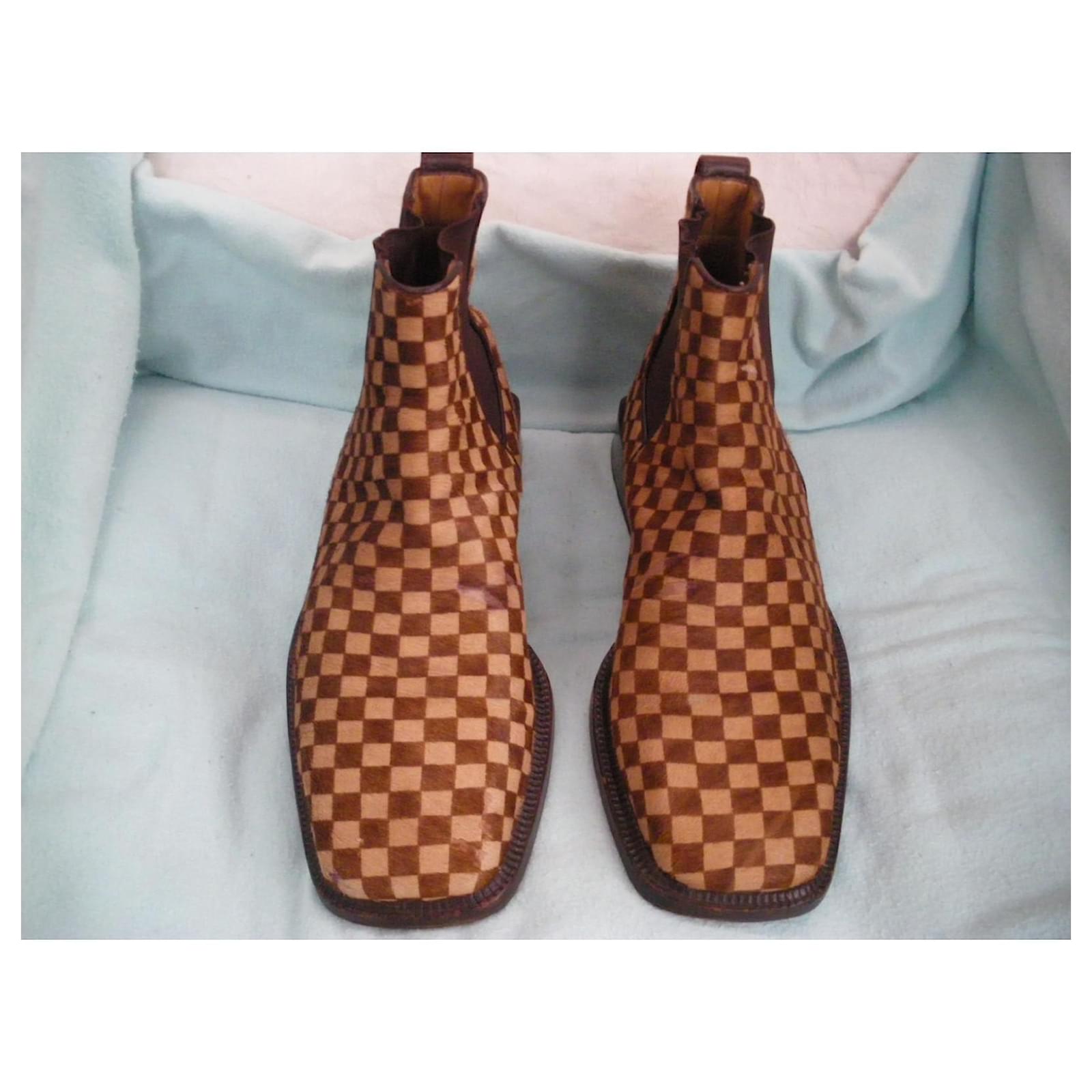 Bottes homme Louis Vuitton occasion - Joli Closet