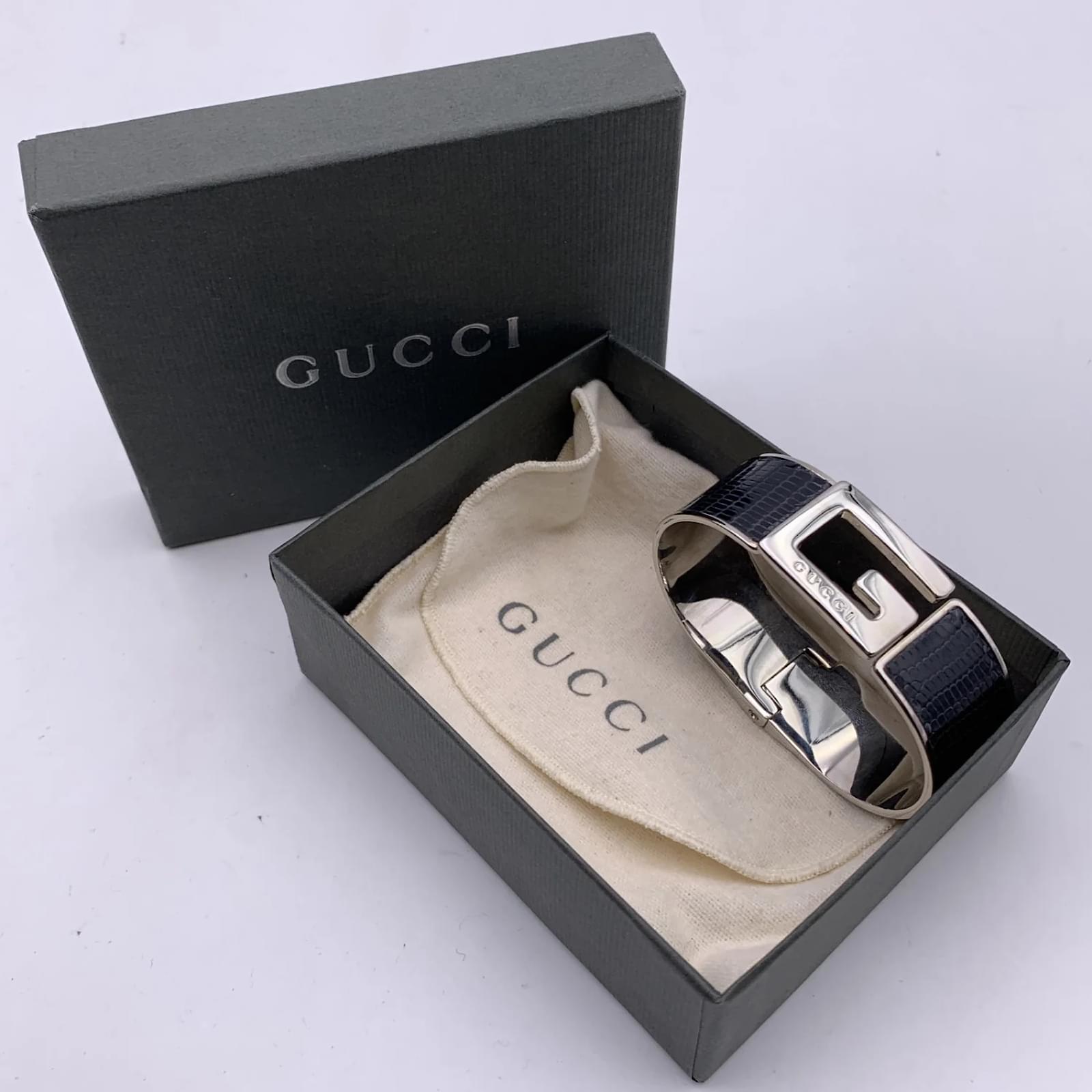 アクセサリー GUCCI Logo Black Patent Silver Bangle アクセサリー GUCCI Logo Black Patent Silver Bangle GUCCI