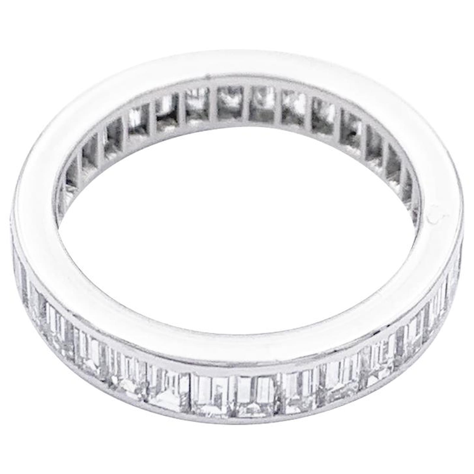 Alliance diamant best sale baguette cartier