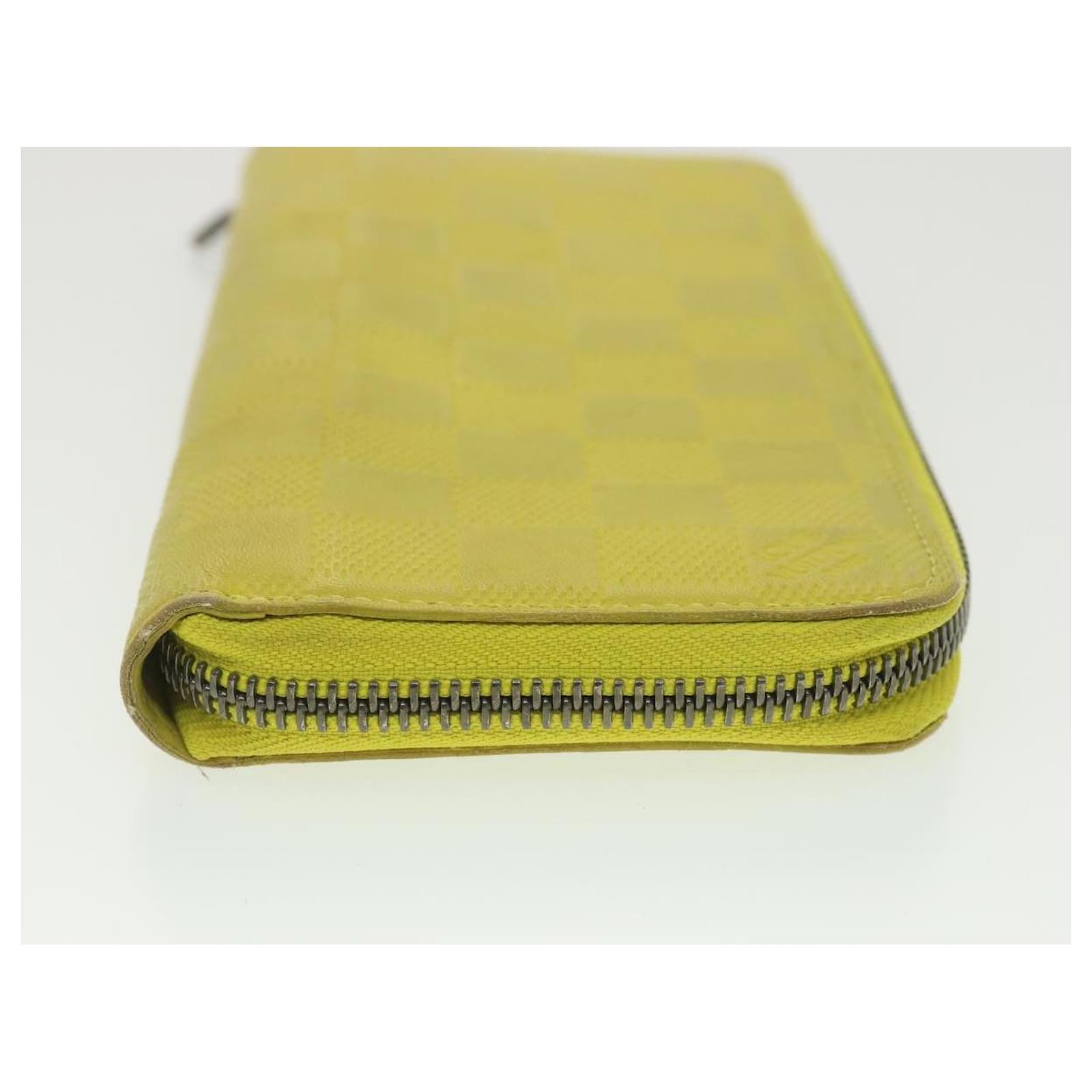 Louis Vuitton Zippy Wallet Vertical Yellow Leather ref.864048