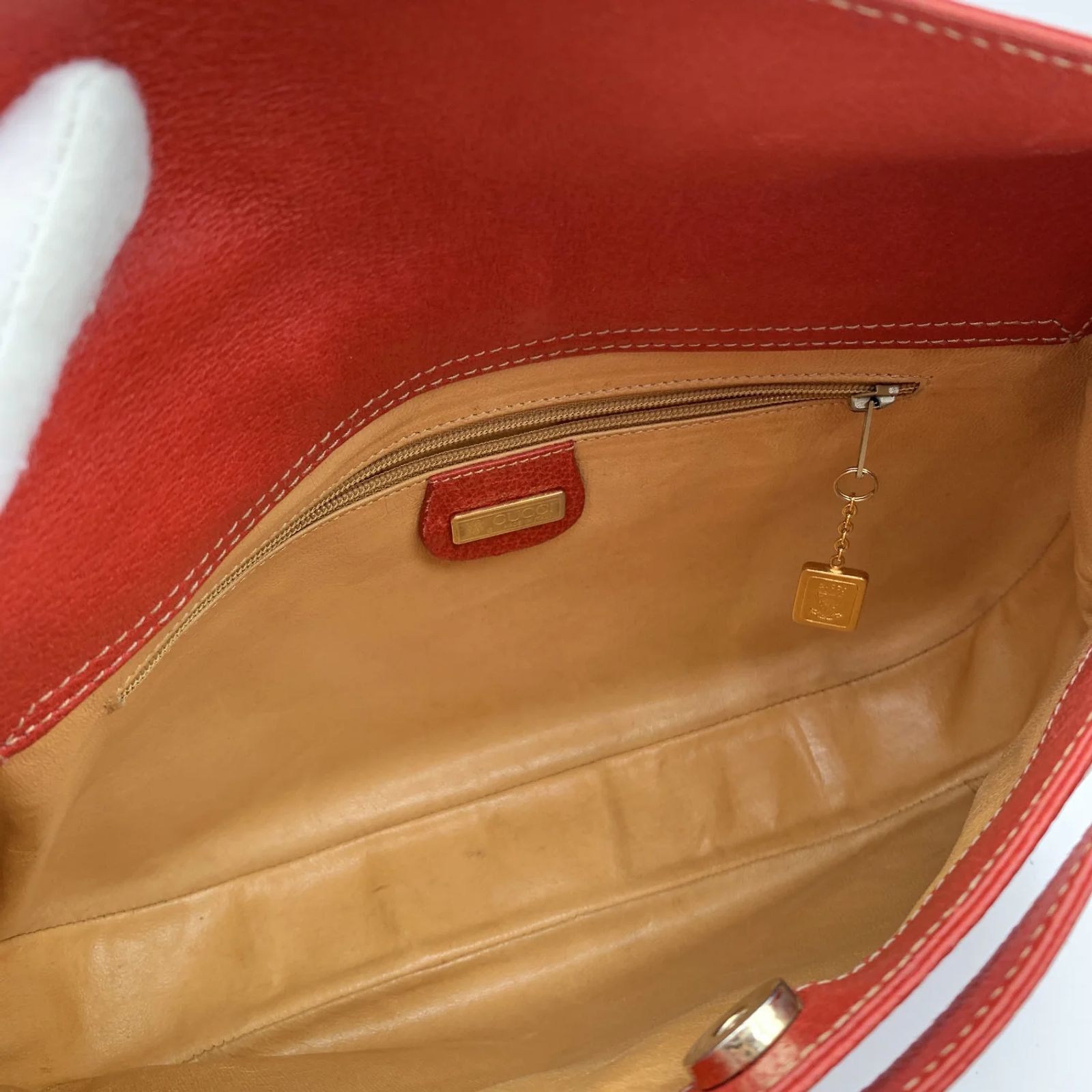 Gucci Vintage Red Leather Horsebit Crossbody Messenger Bag ref.868293 ...