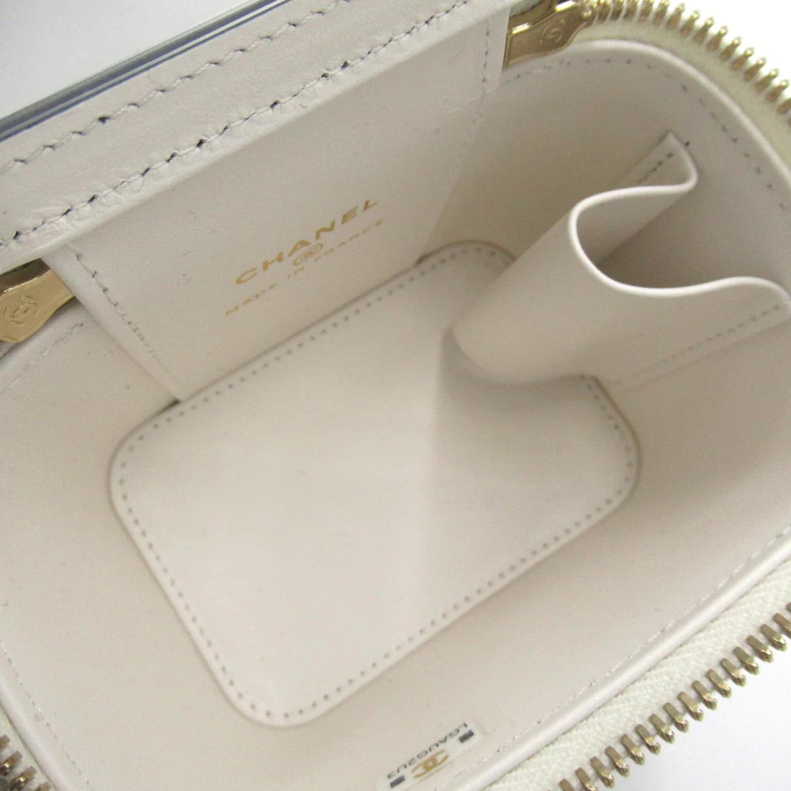 Chanel Cruise 2023 Small Vanity With Chain White Leather ref.868305 - Joli  Closet