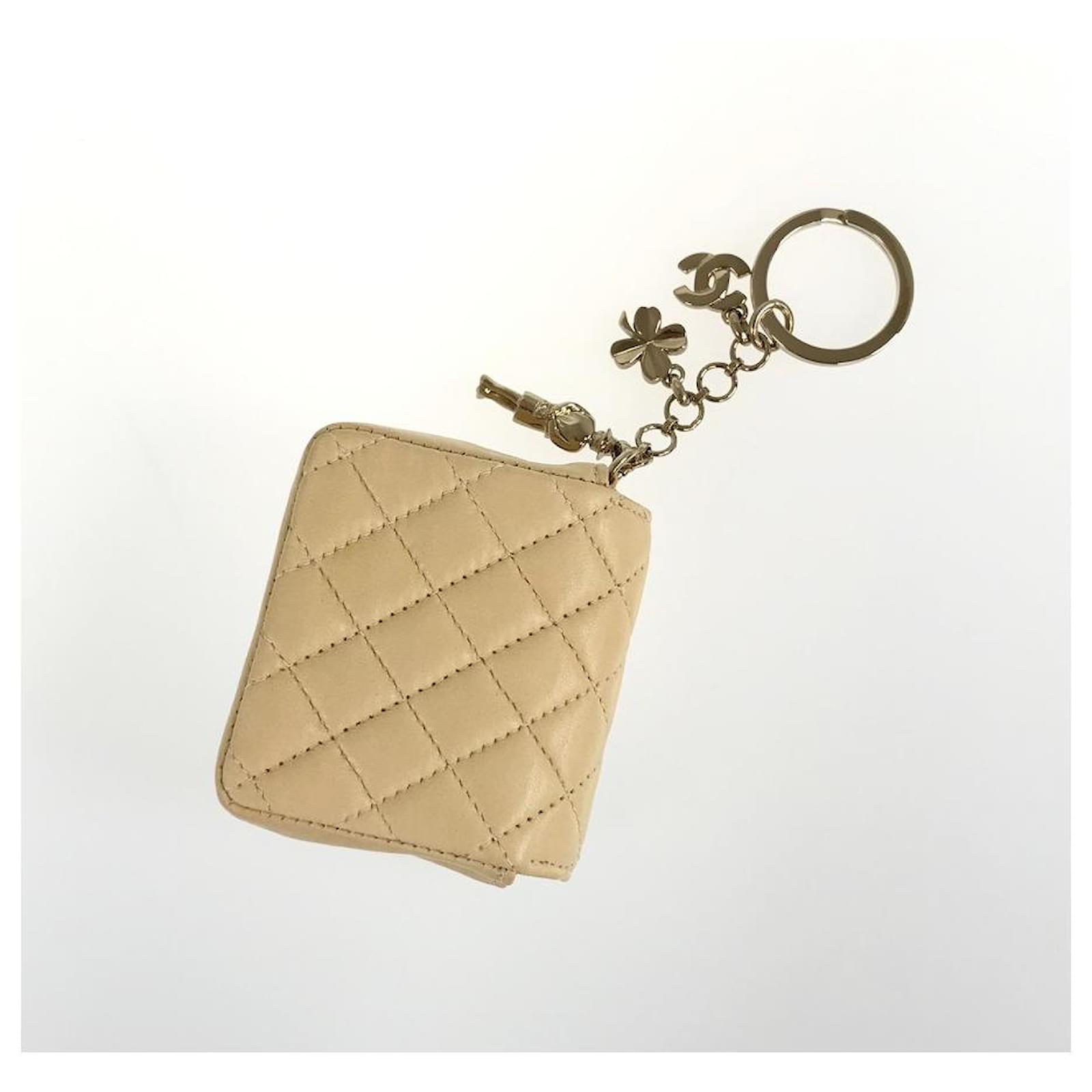 Chanel Mini Matelasse Bag Key Holder Beige Leather ref.869526