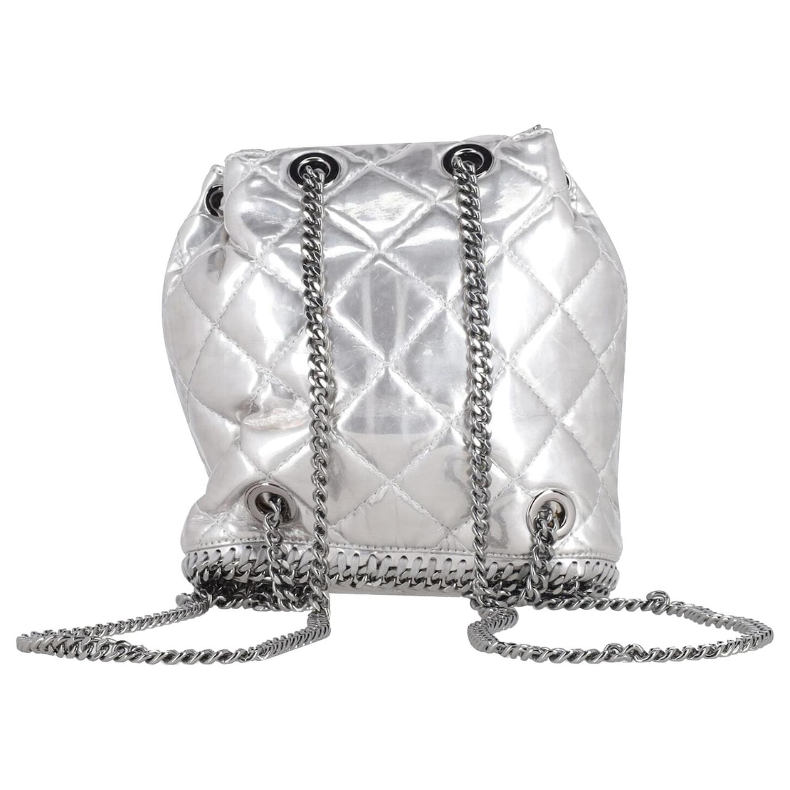 make up bag lululemon LULULEMON OVAL TOP ACCESS KIT REVEAL/REVIEW! + WHAT FITS + COMPARISON TO  LOUIS VUITTON NICE MINI! 