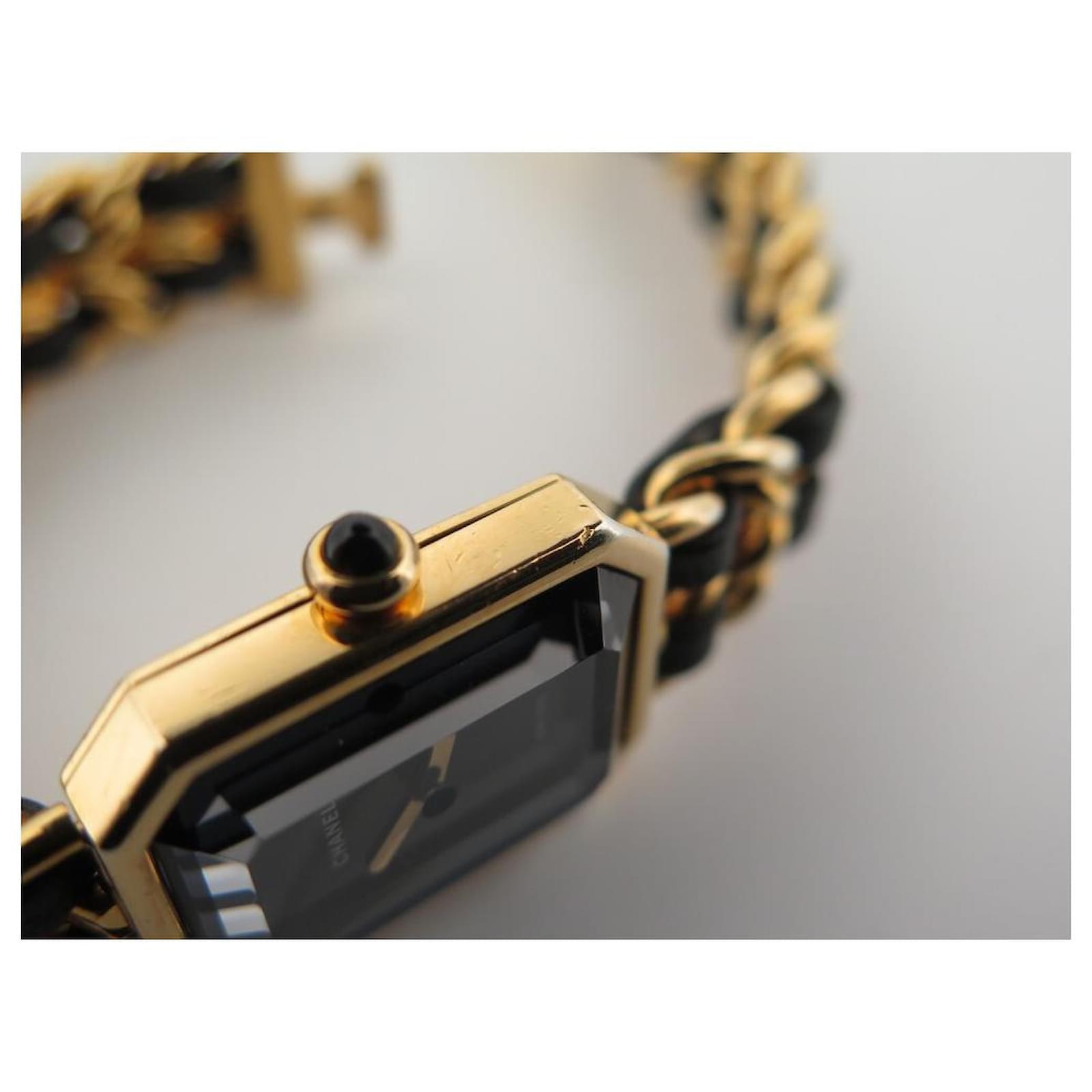 Timeless VINTAGE CHANEL PREMIERE WATCH 26 MM QUARTZ GOLDEN WATCH