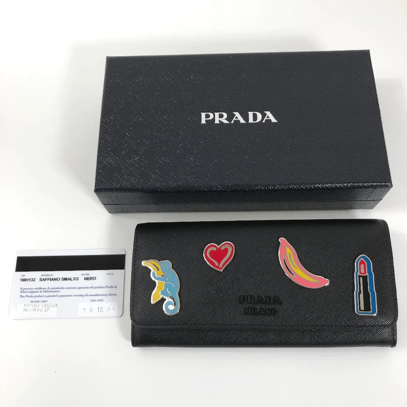 Prada Lange Geldbörse aus Saffiano-Leder 1MH132 Schwarz Kalbähnliches Kalb  ref.873303 - Joli Closet