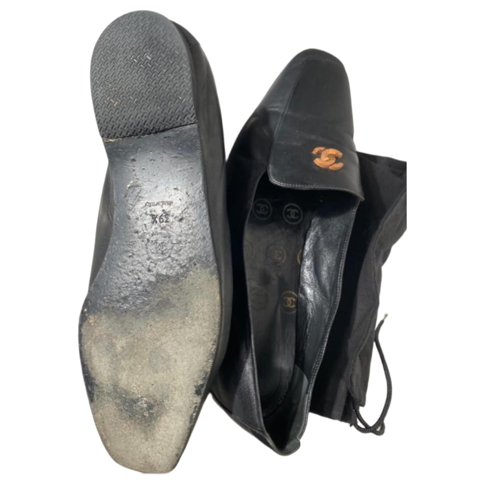 Chanel loafers Black Beige Leather Wood ref.873511 - Joli Closet