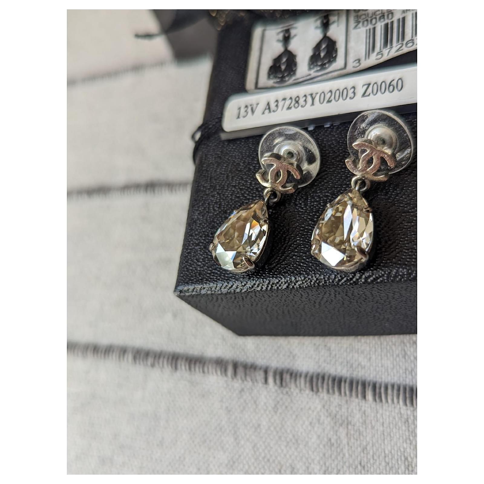 Chanel CC A13V Logo Teardrop Crystal SHW earrings box tags Silvery Metal  ref.873885 - Joli Closet