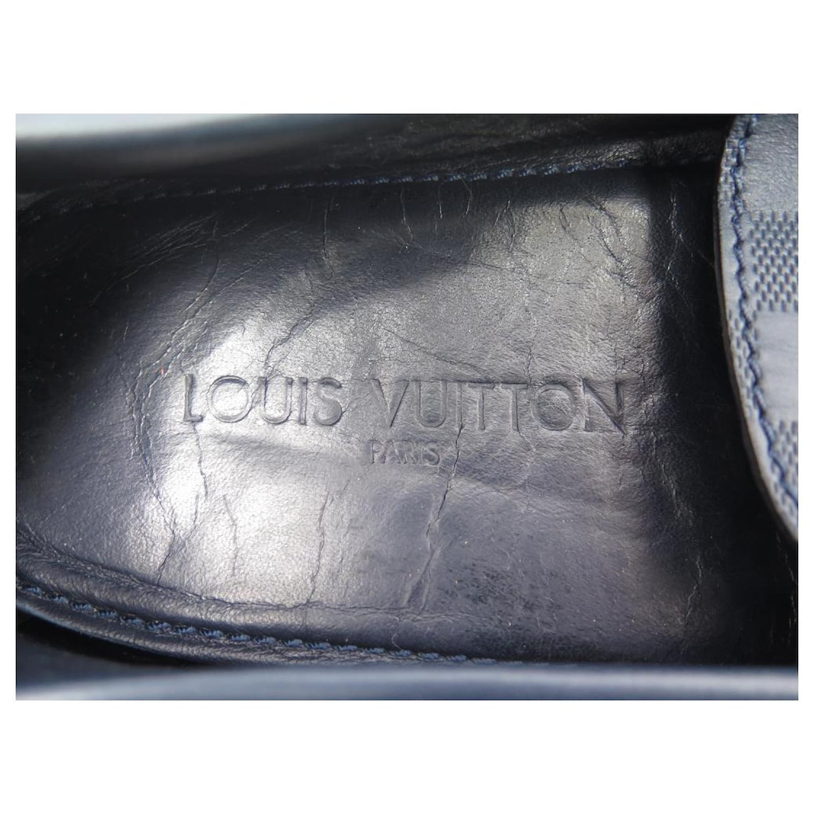 Louis Vuitton Hockenheim Moccasin Mocha. Size 06.5