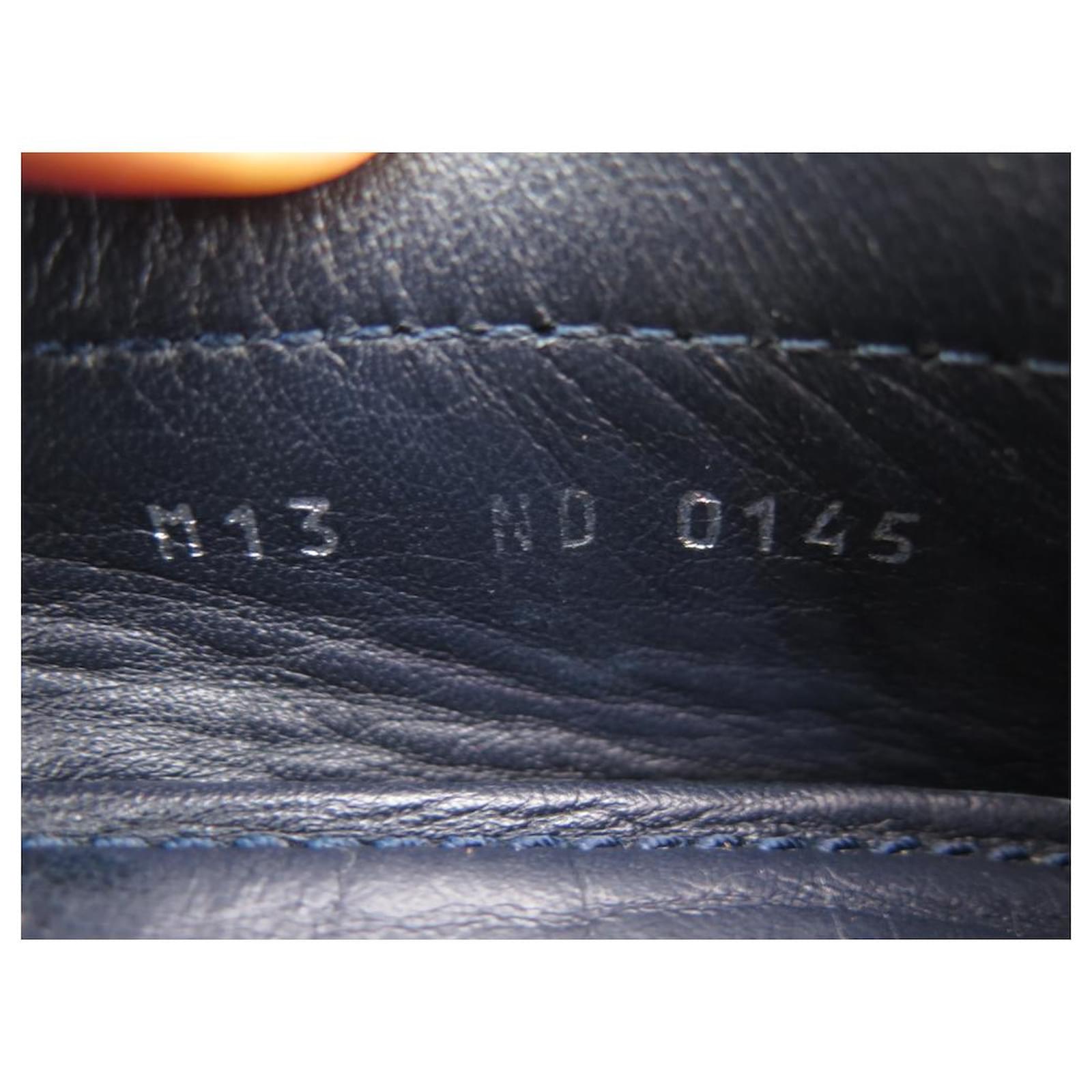 Louis Vuitton Black Hockenheim Moccasin Loafer 7.5 – The Closet