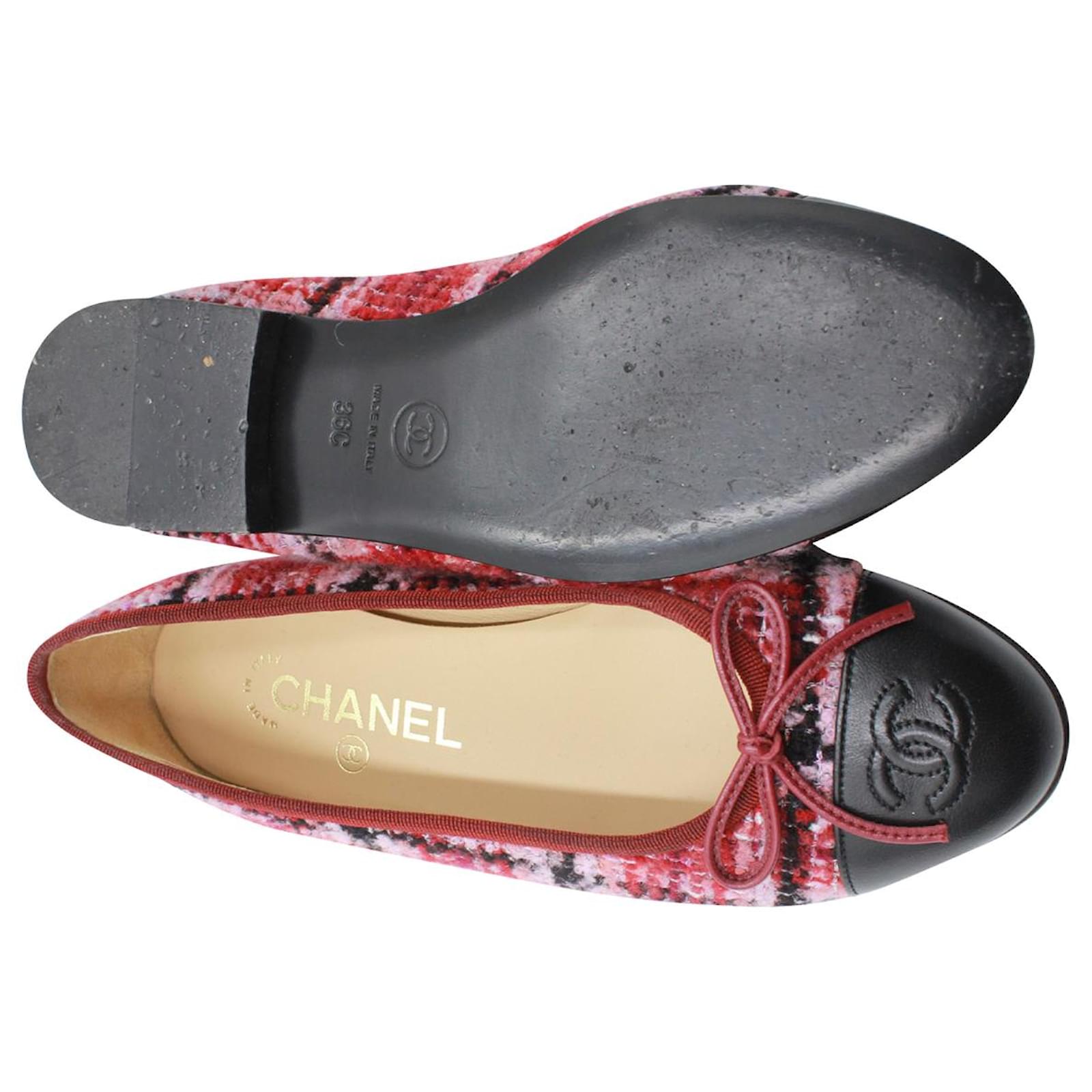 Chanel CC Cap Ballet Flats in Red Print Tweed Wool ref.879128