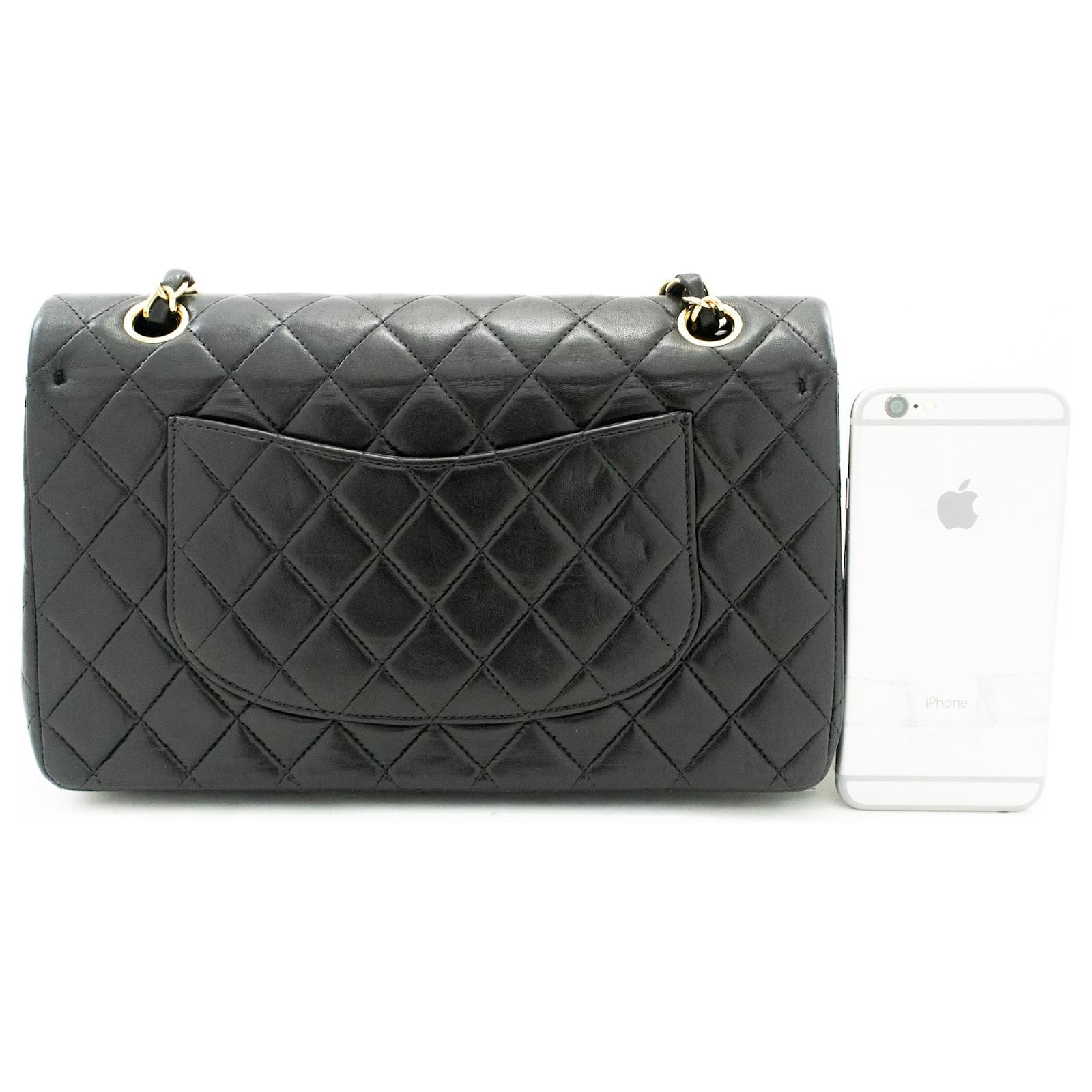 CHANEL Classic Double Flap Medium Chain Shoulder Bag Black Lamb Leather  ref.879934 - Joli Closet