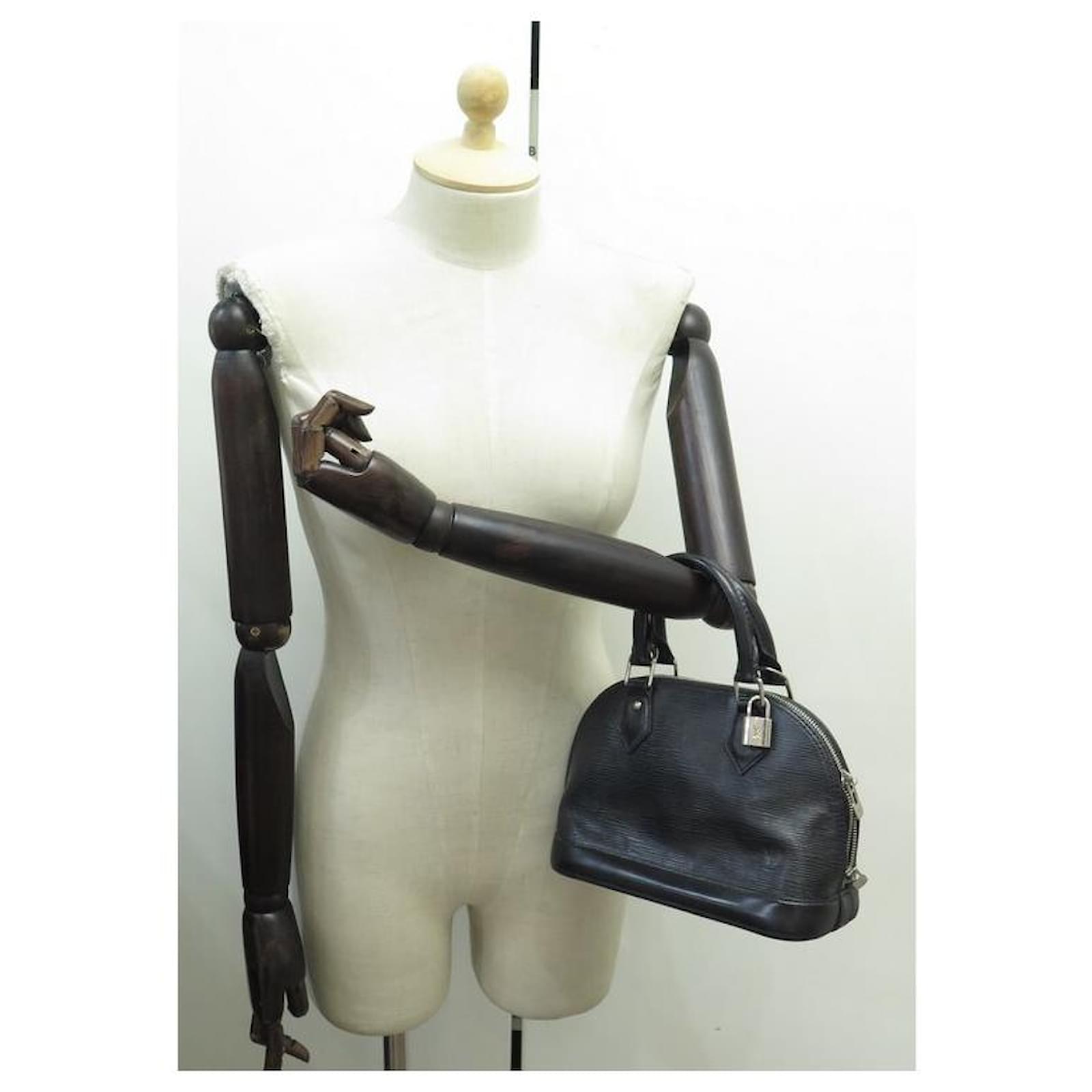 LOUIS VUITTON Alma BB Epi Leather Shoulder Bag M40862 Noir (Black)