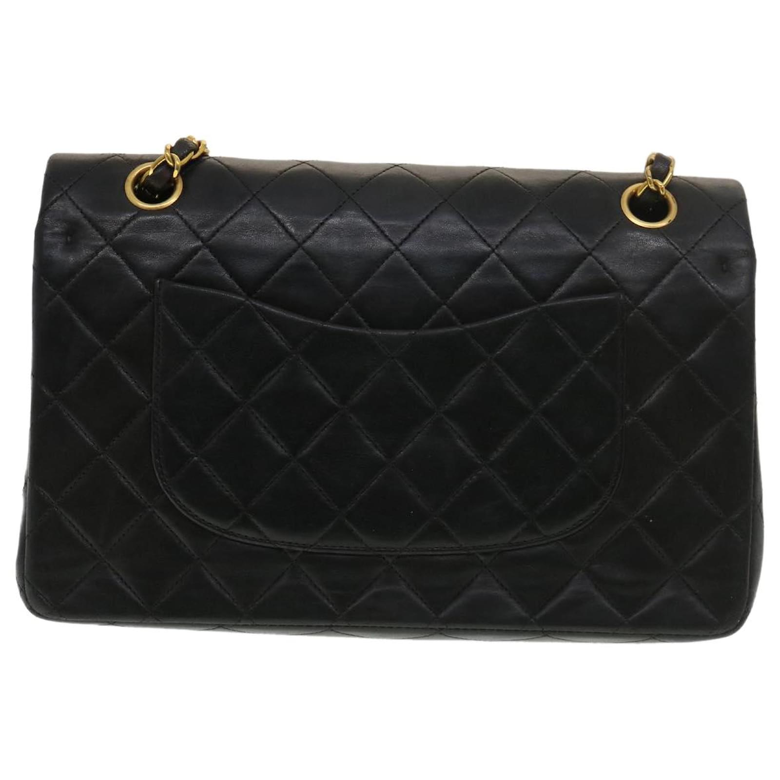 Chanel Classic Flap Black Leather ref.884448 - Joli Closet