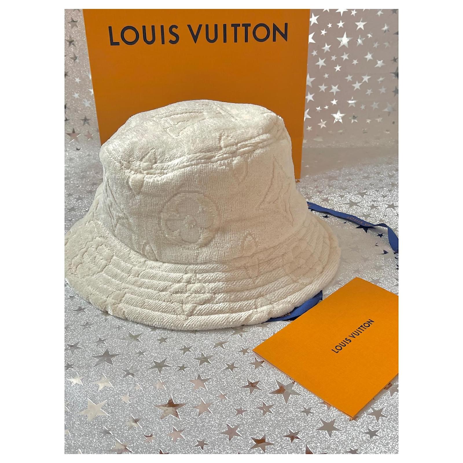 Louis Vuitton LVacation Hat Beige Cotton ref.885224 - Joli Closet