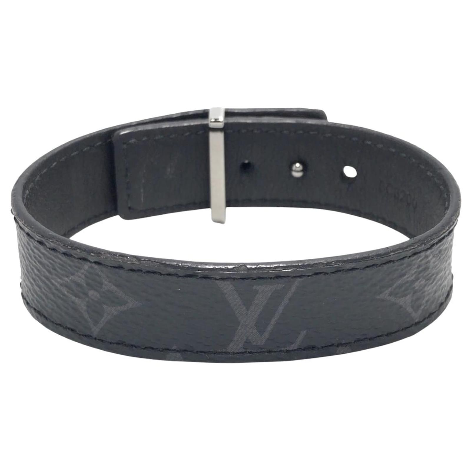 Louis Vuitton Bracelet LV Slim Black Cloth ref.807543 - Joli Closet