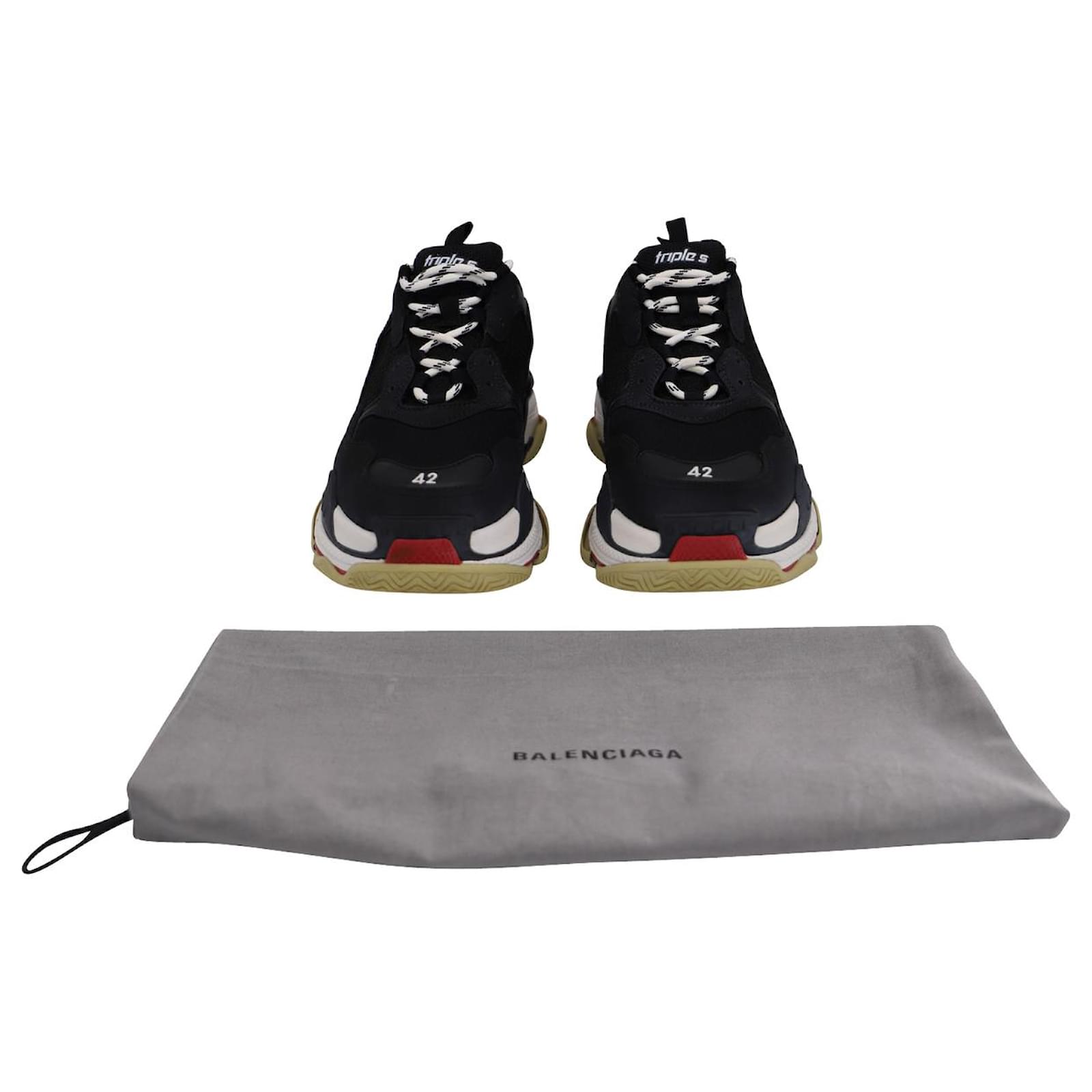 Balenciaga Triple S Sneaker Black Red 533882W09OM1000