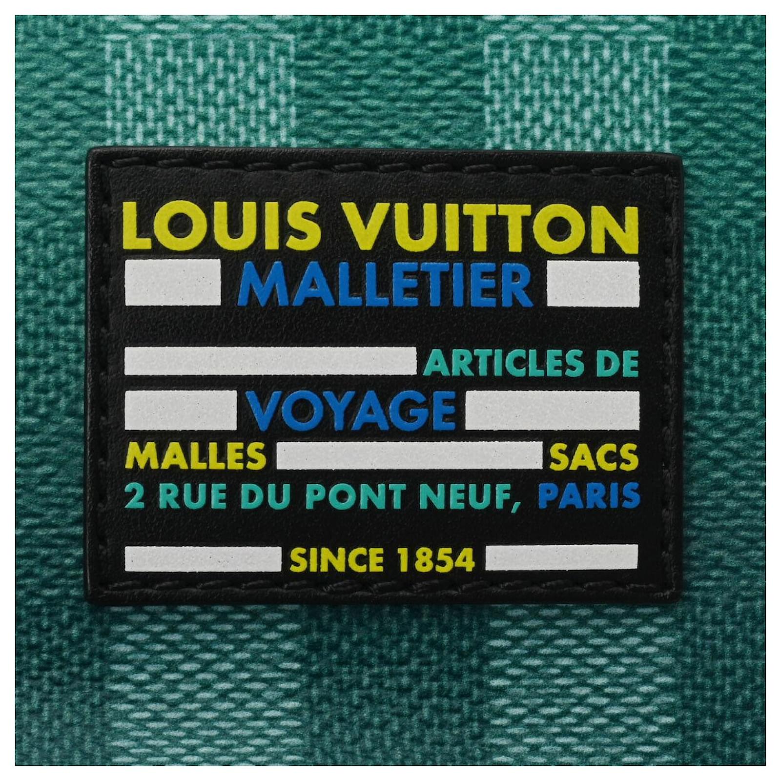 Louis Vuitton Marin Green Cloth ref.906120 - Joli Closet