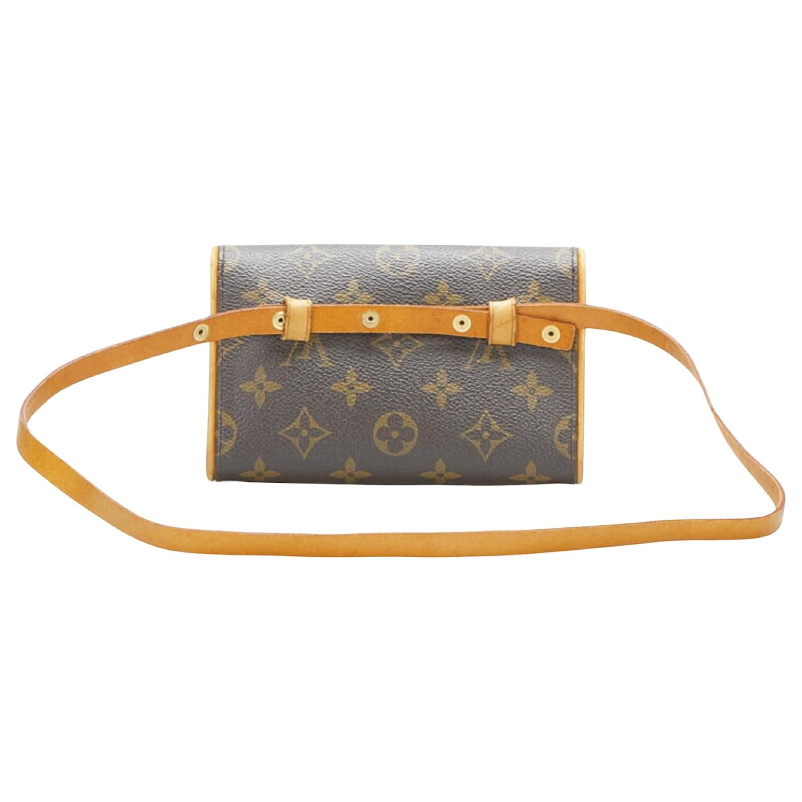 Louis Vuitton Pochette Florentine Brown Cloth Ref908476 Joli Closet 2367