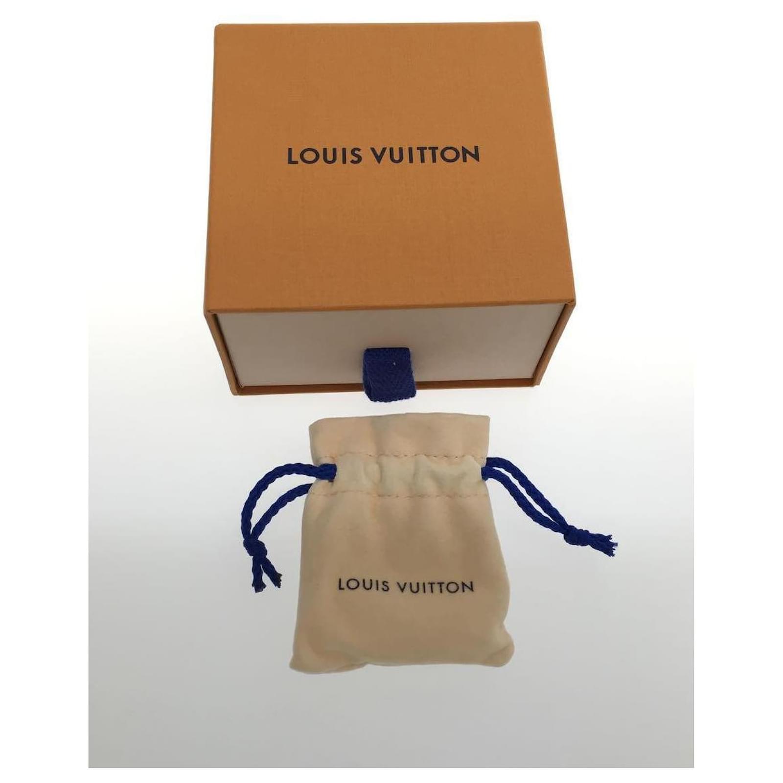 Louis Vuitton Gold Twiggy Round Flower Bracelet Gold hardware ref.909190 -  Joli Closet