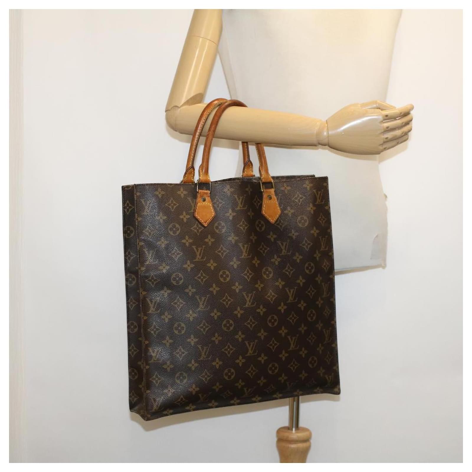 Louis Vuitton Monogram Sac Plat Hand Bag M51140 Lv Auth 42214