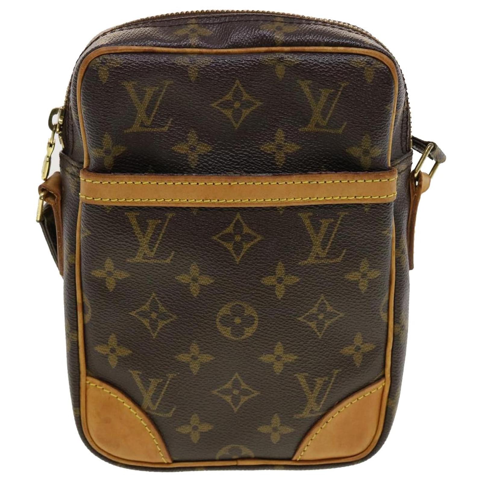 LOUIS VUITTON Monogram Danube Shoulder Bag M45266 LV Auth 41464 Cloth  ref.915909 - Joli Closet