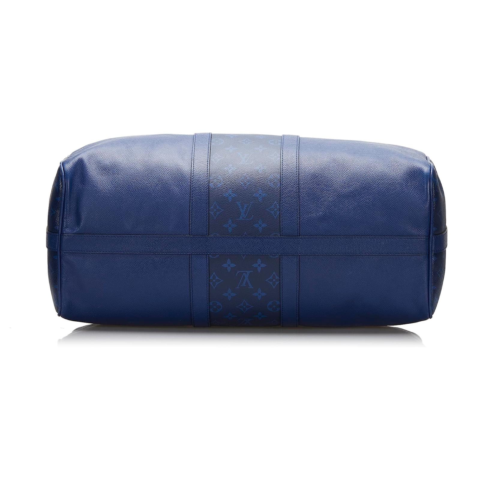 Louis Vuitton Keepall Bandouliere 50 Taigarama Taiga Red LV Weekend Travel  Bag