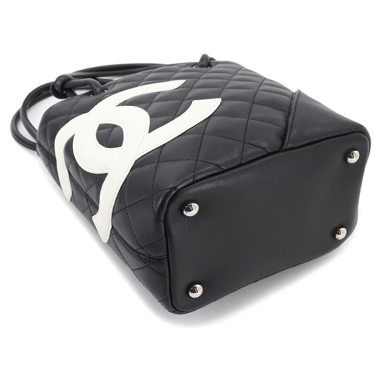 Chanel Cambon Line Black Leather ref.920929 - Joli Closet