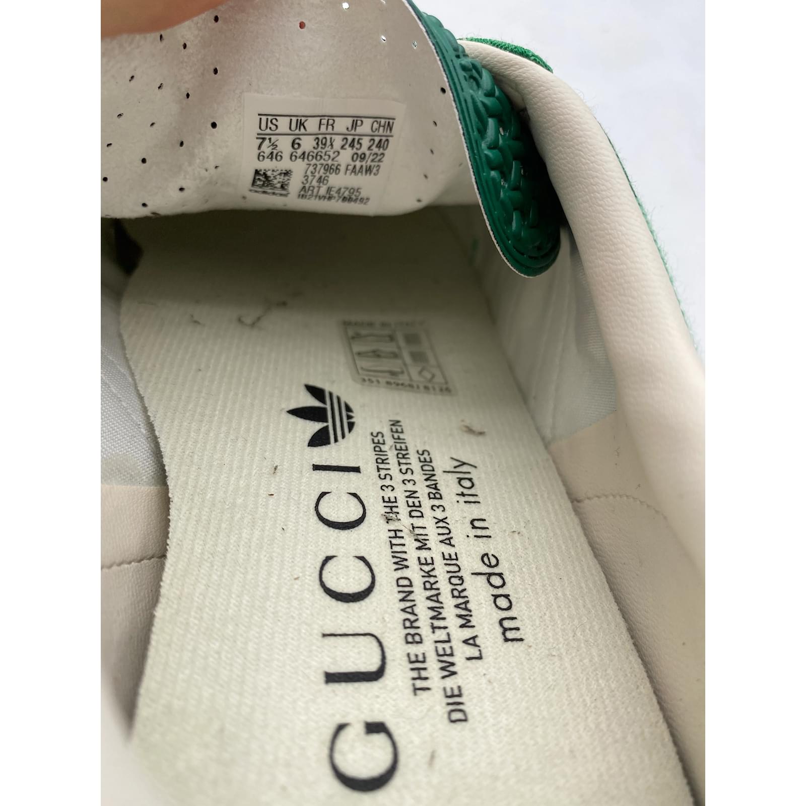 Gucci three outlet stripes