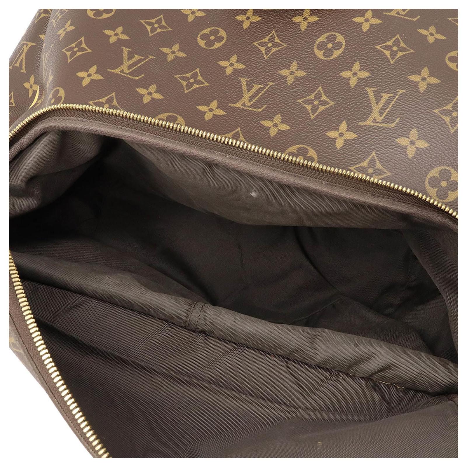 Louis Vuitton Monogram Evasion Bag Brown Cloth ref.734705 - Joli