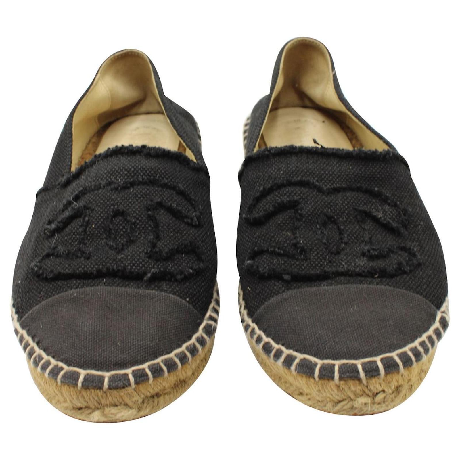 Chanel Black Canvas Espadrilles with Interlocking CC Logo Cloth ref ...